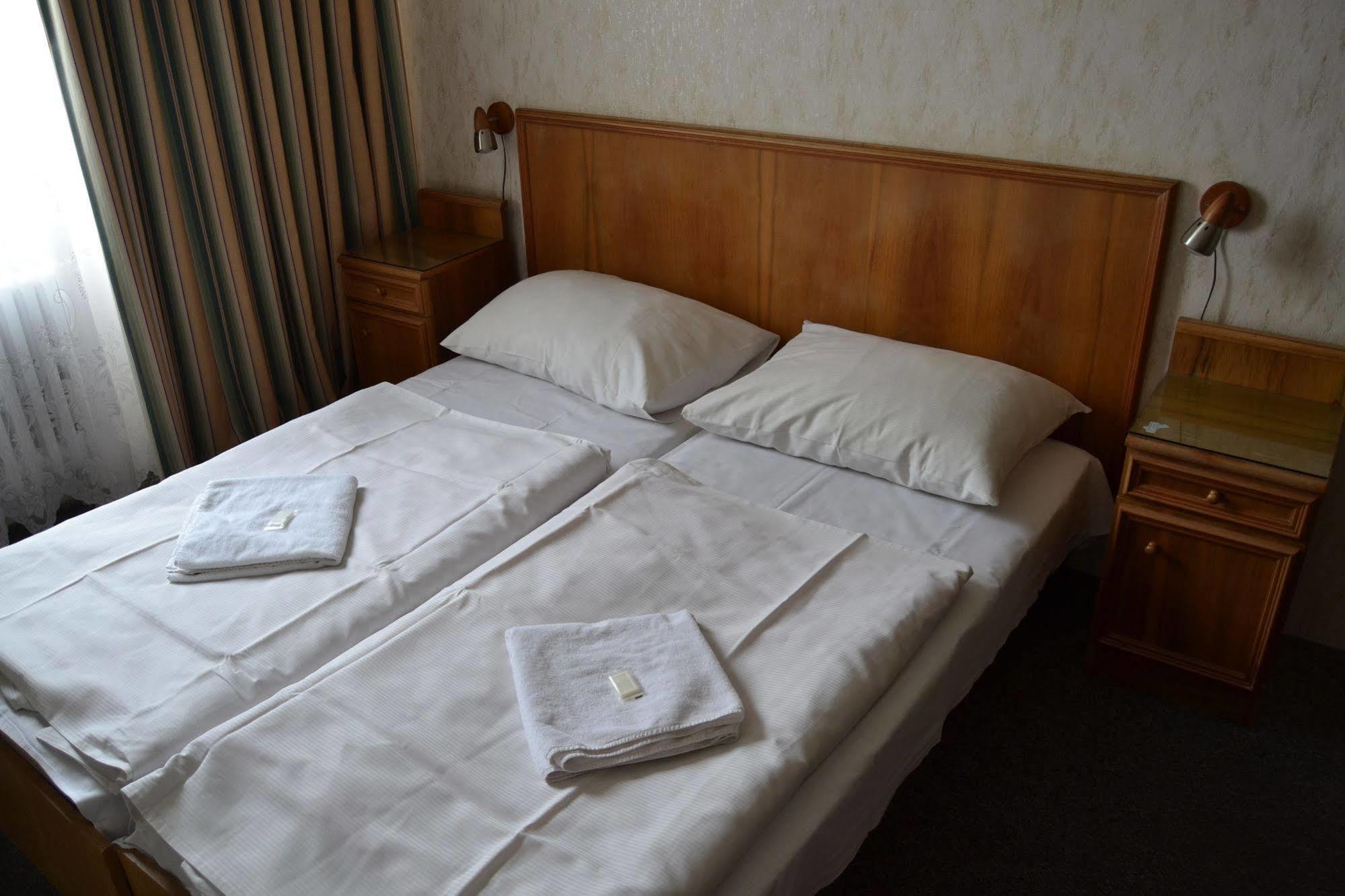 Bohemians 3* Prague