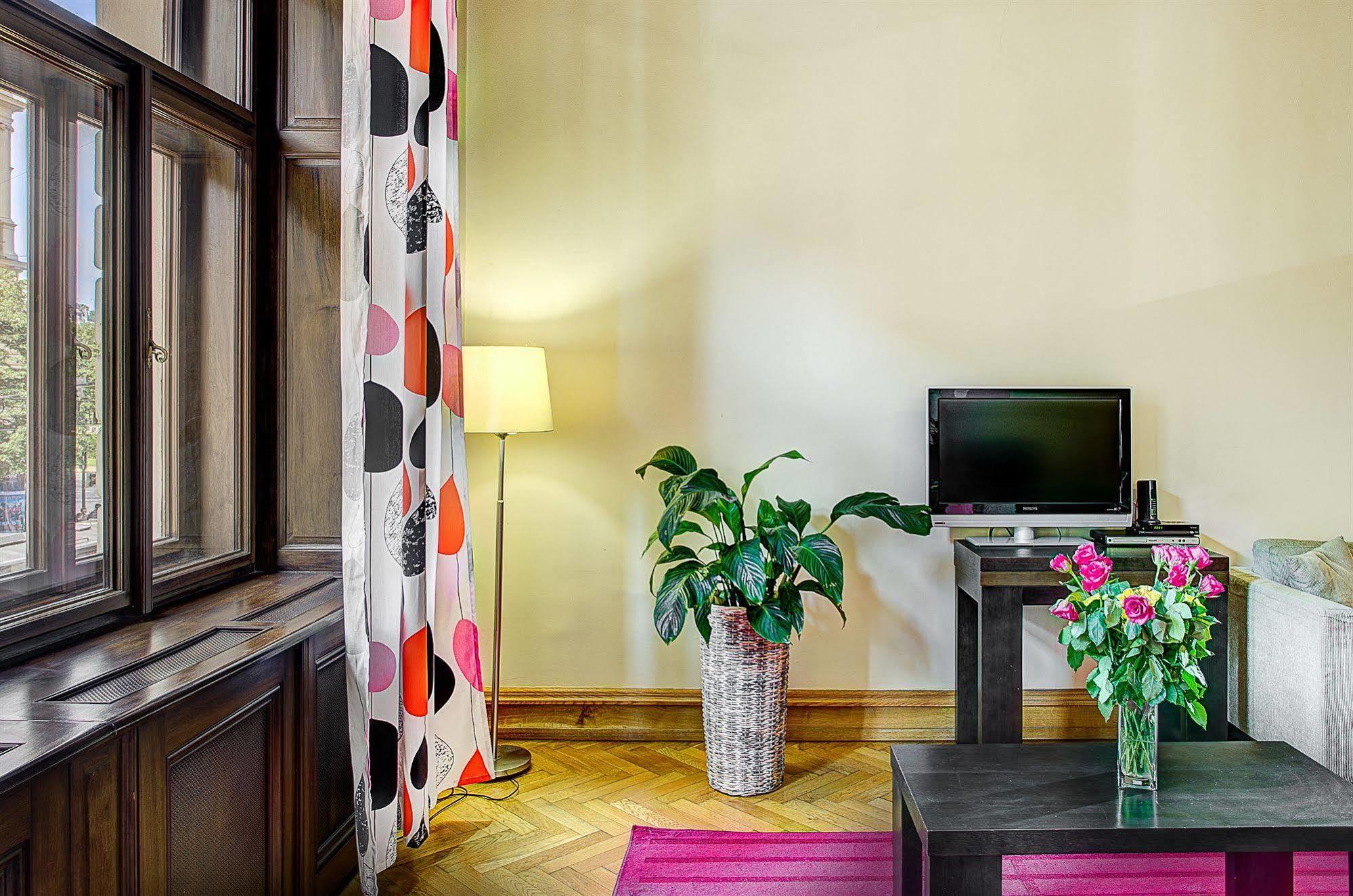 Art House By Adrez * Prague