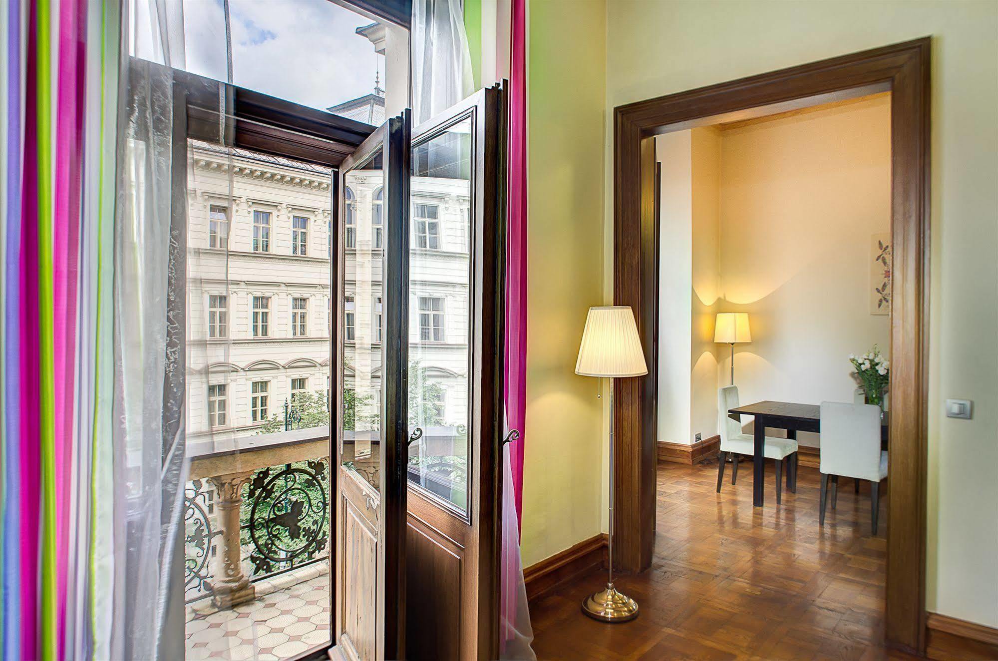 Art House By Adrez * Prague