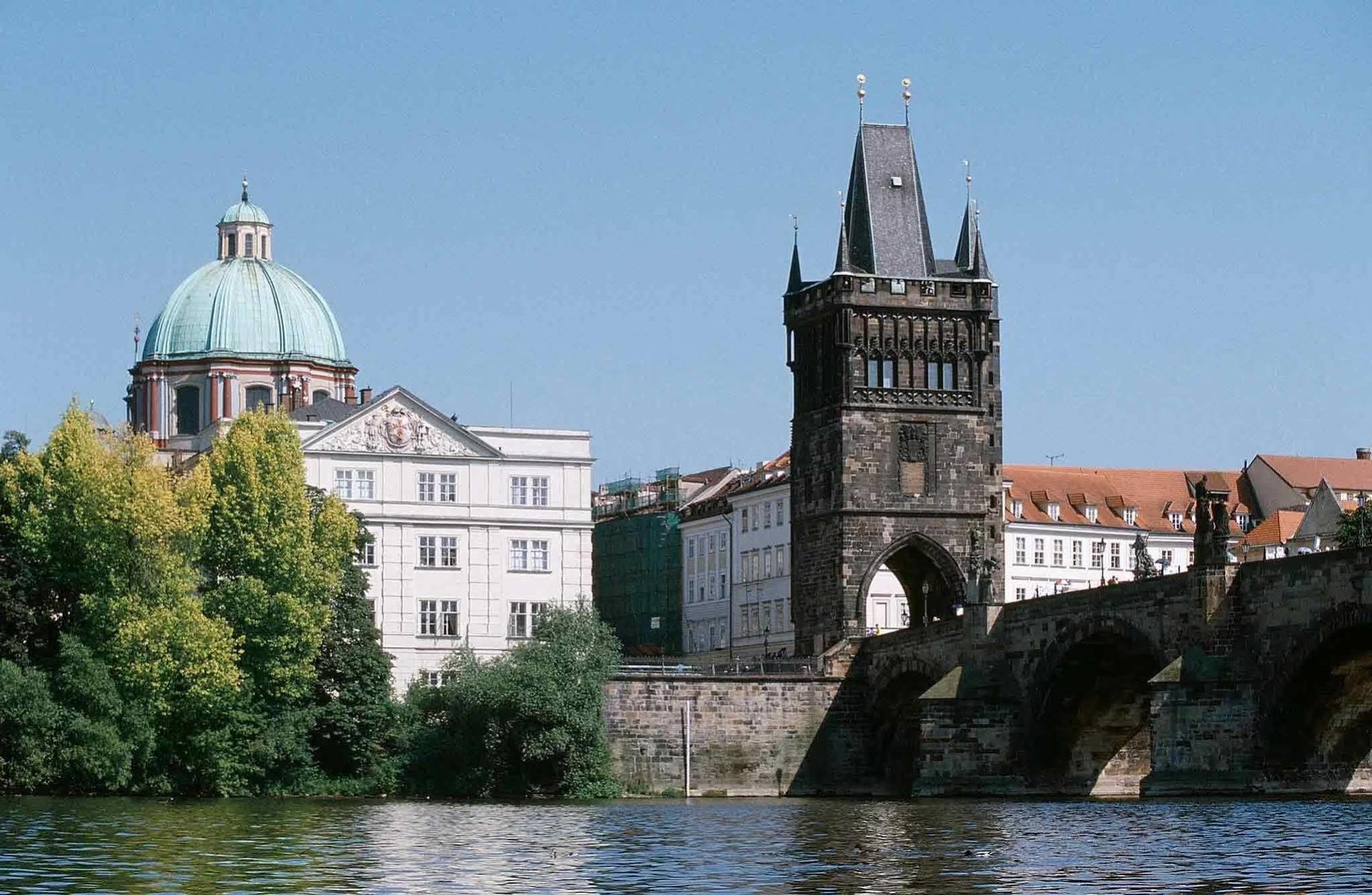 Ibis Mala Strana