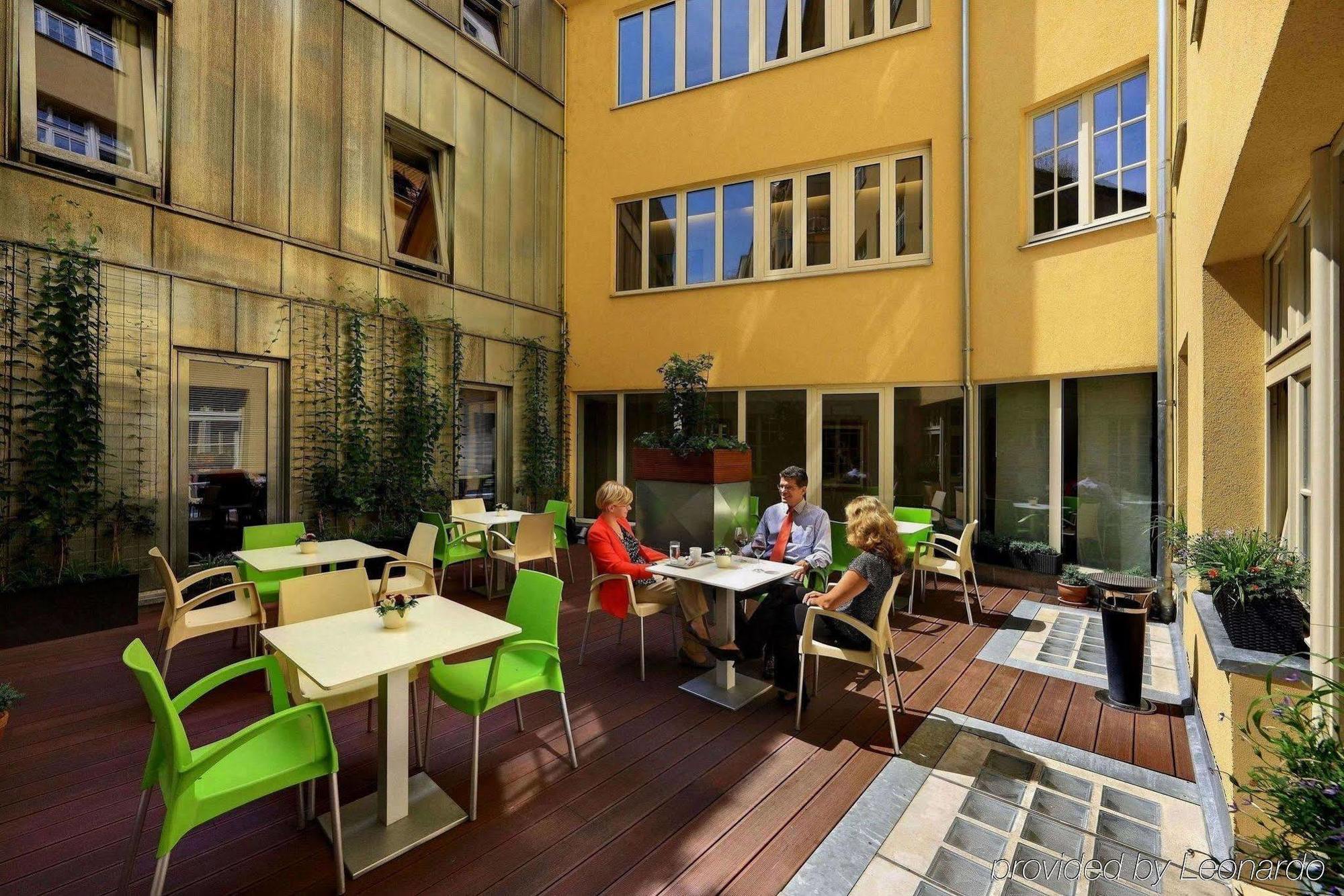 Clement Hotel