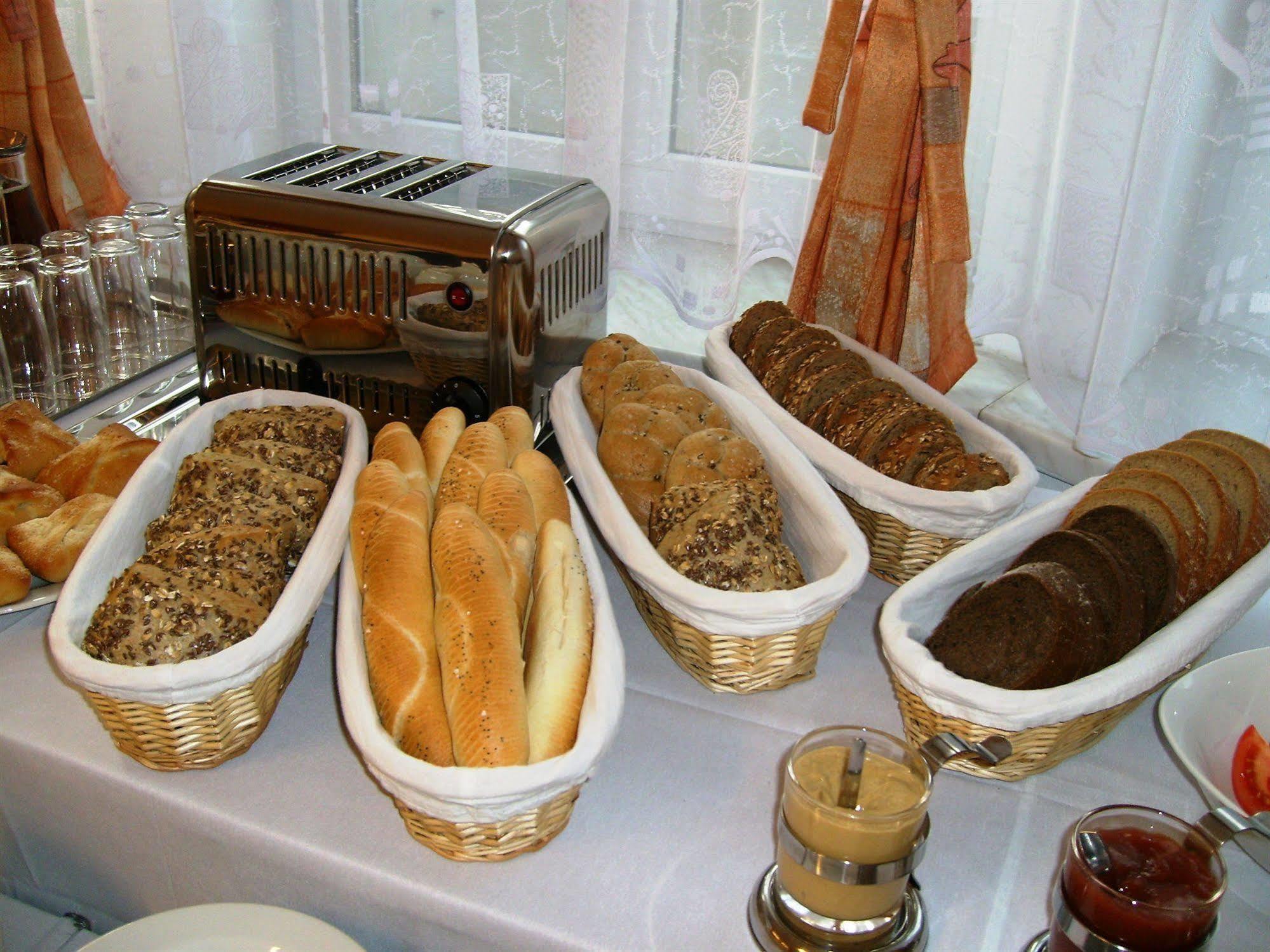 Garni Rambousek Otel