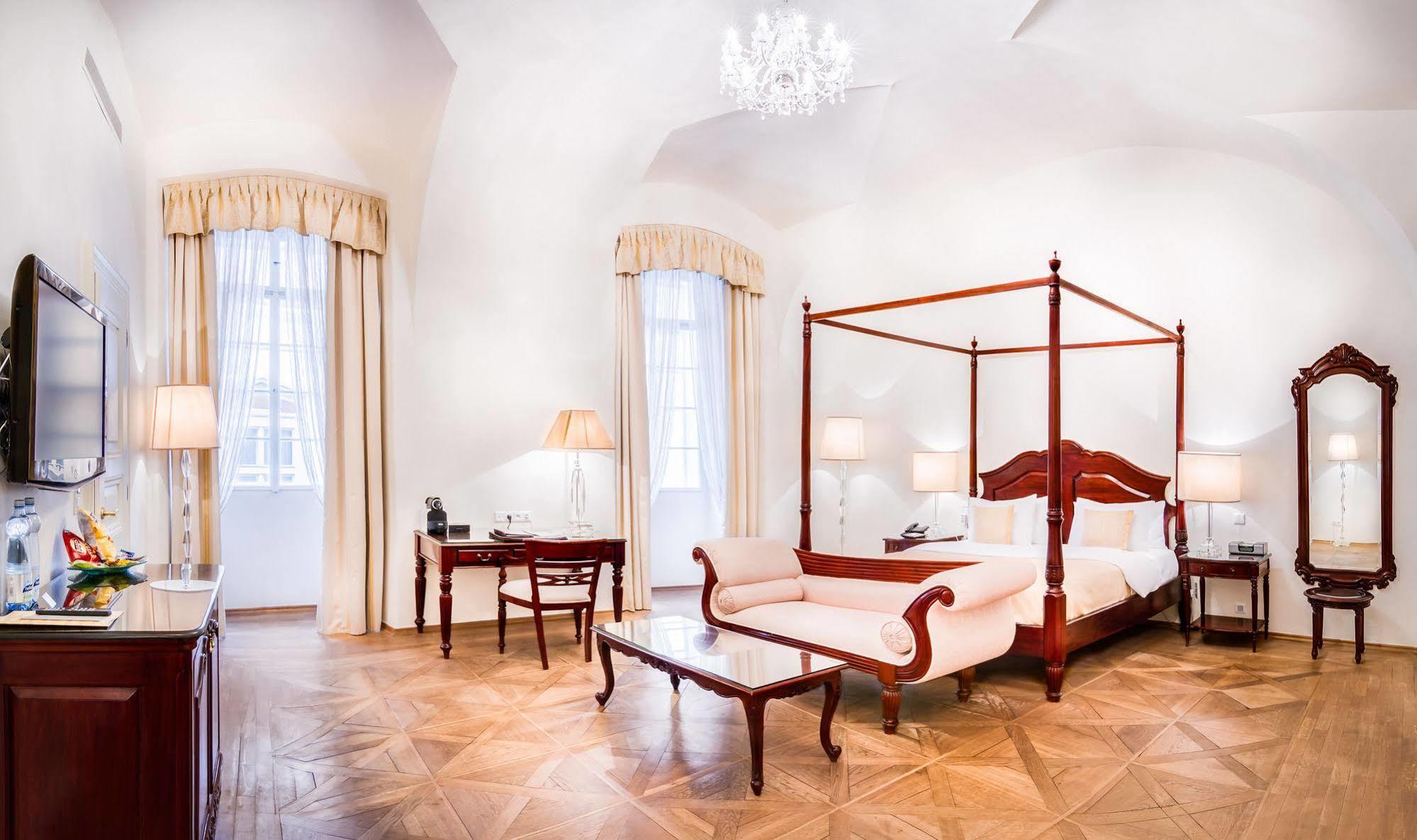 The Dominican 4*