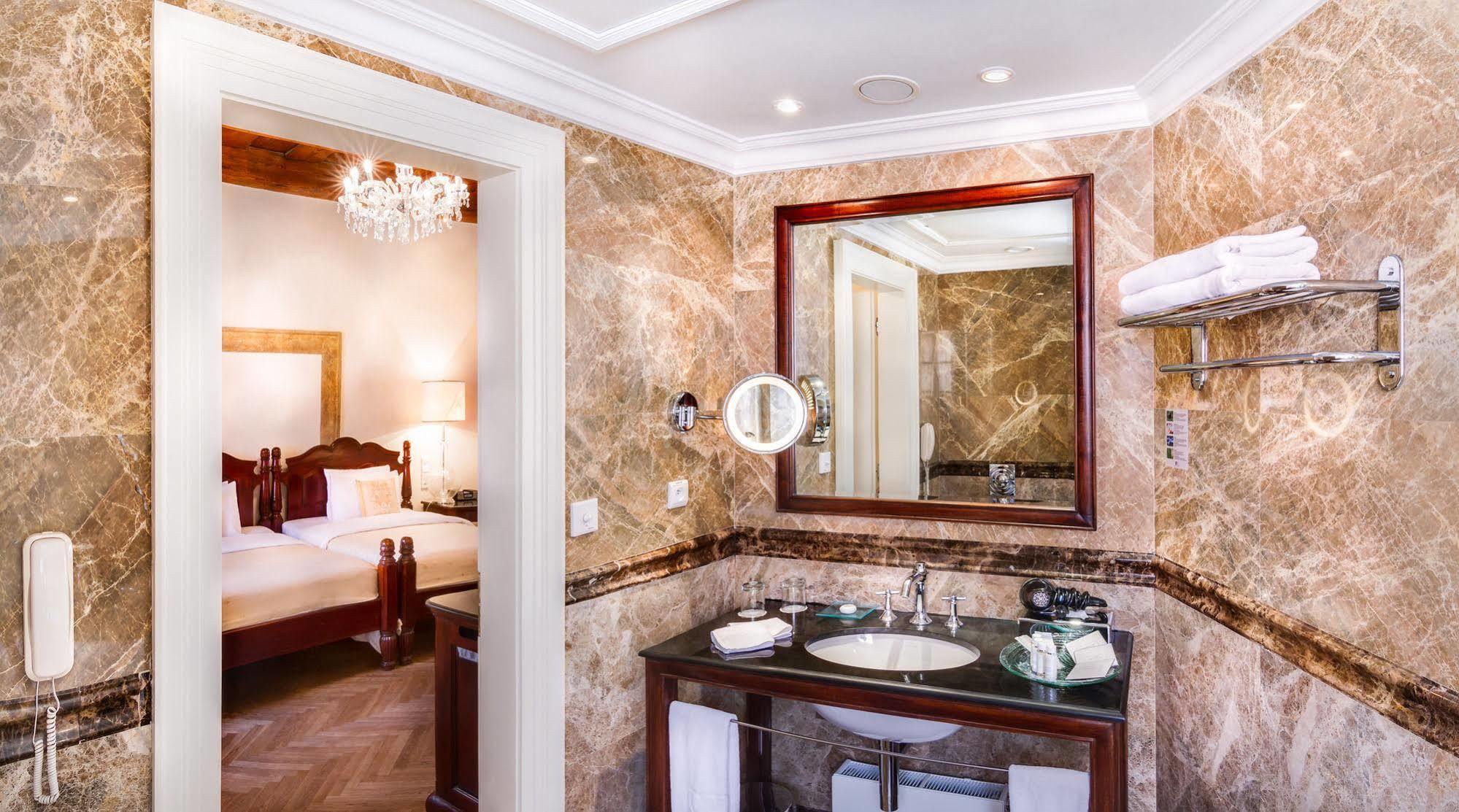 The Dominican Hotel 4*