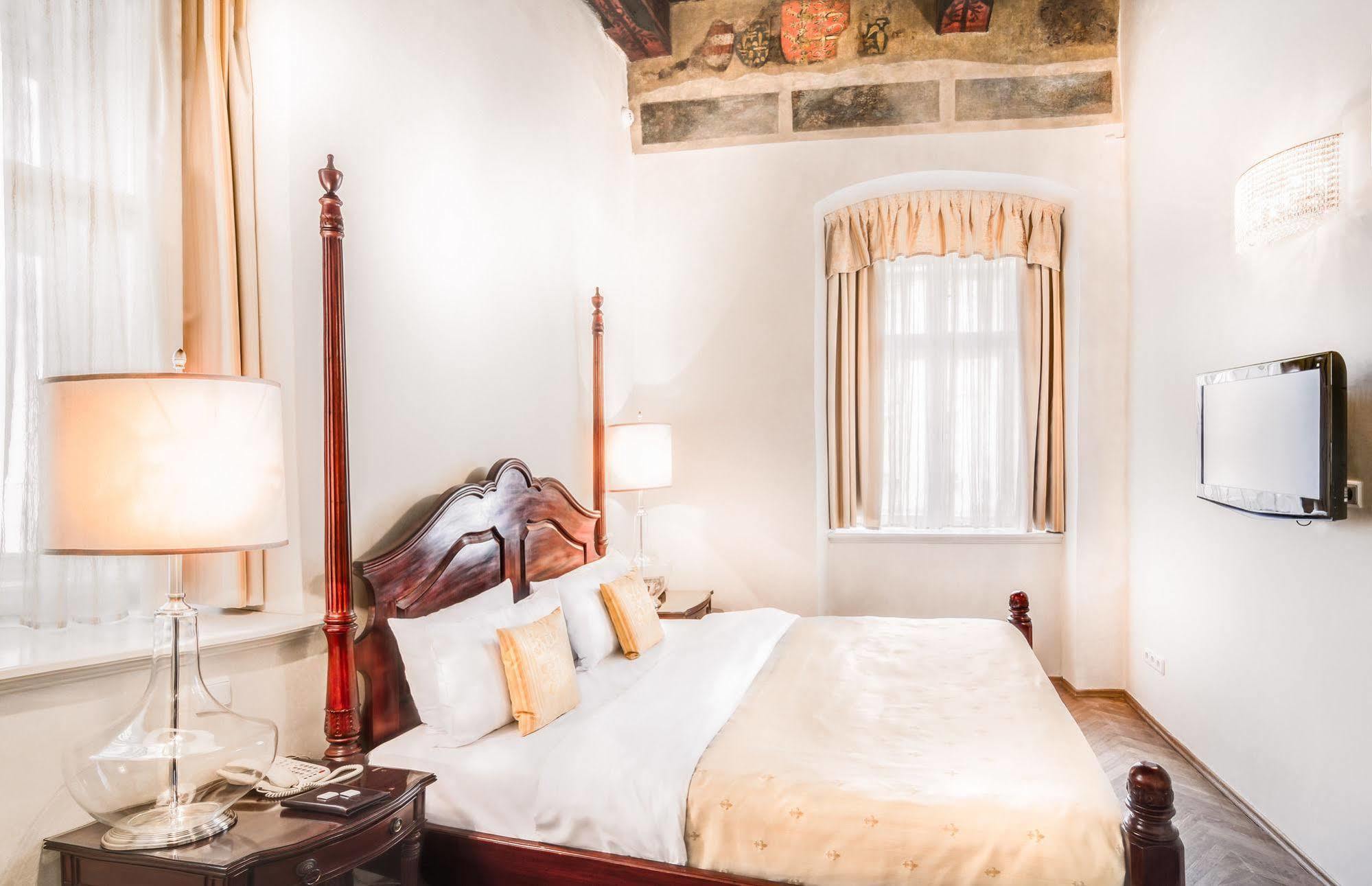 The Dominican Hotel