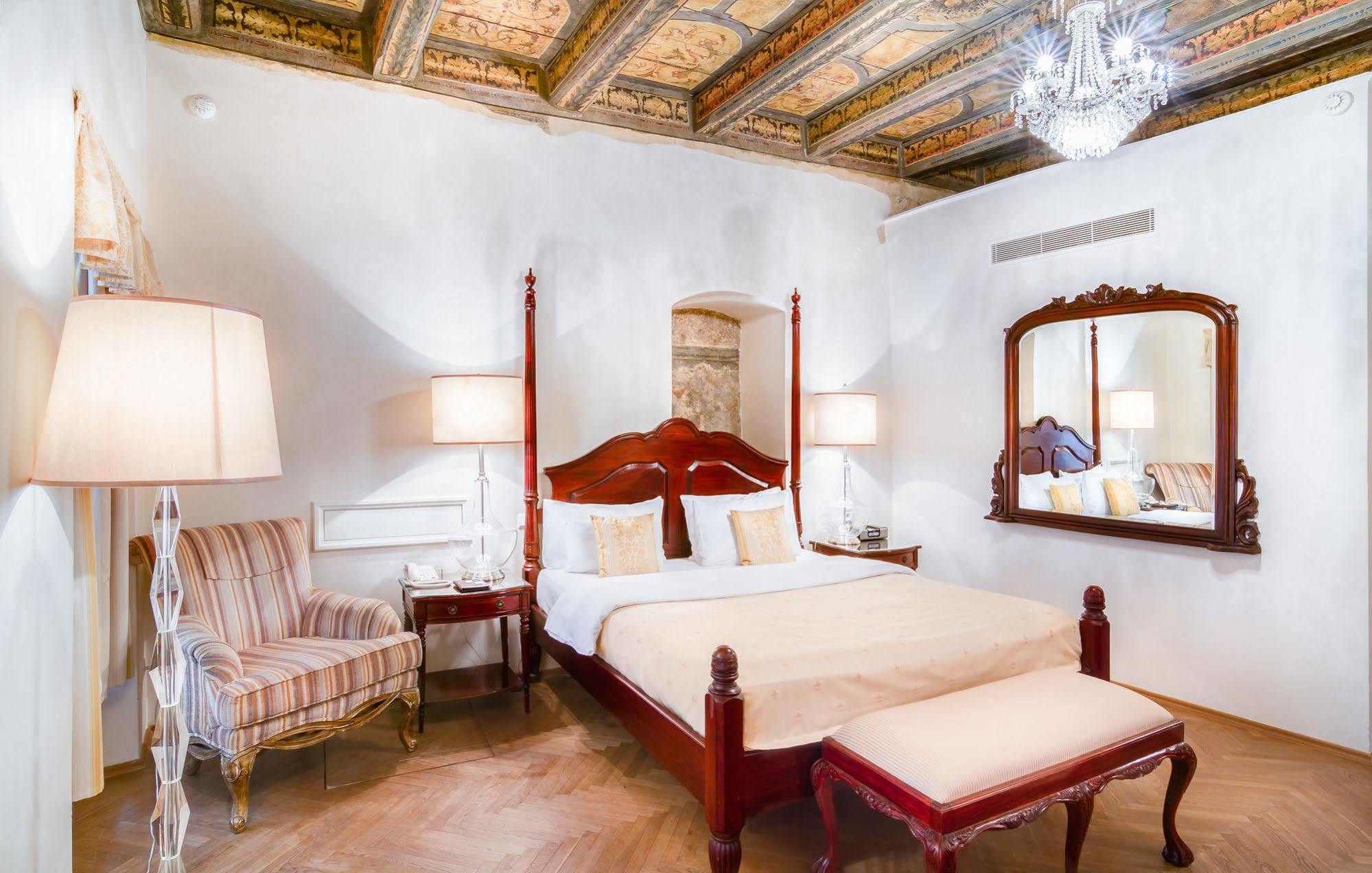 The Dominican 4*