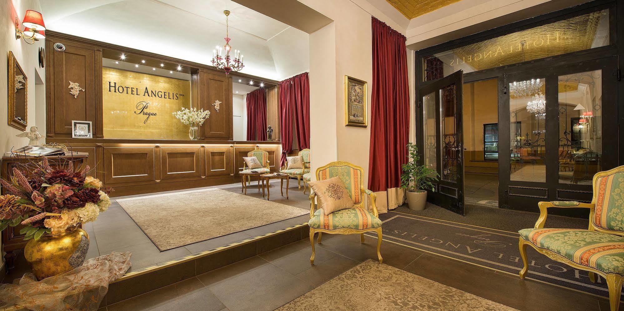Angelis Hotel 4*