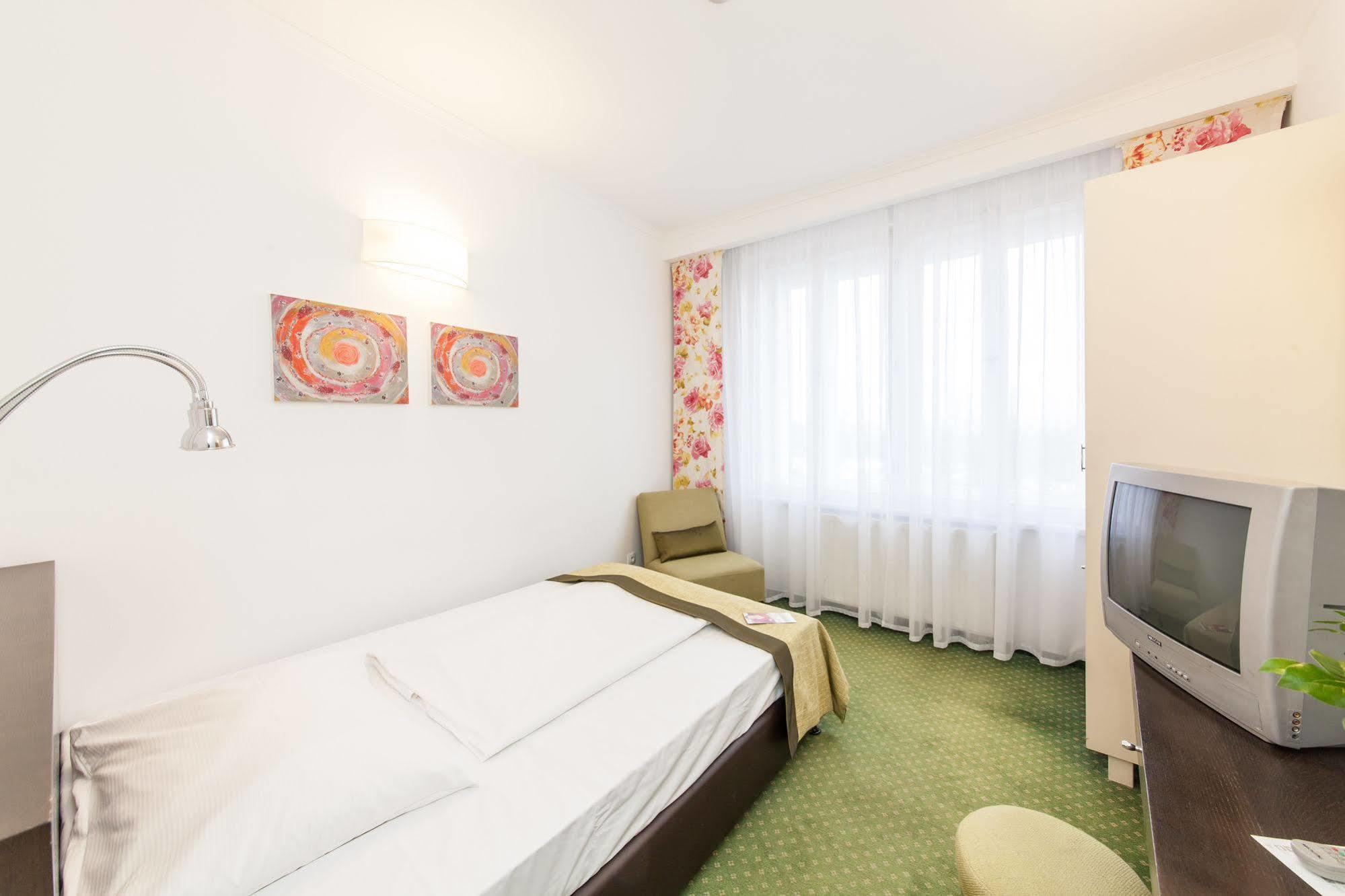 Vitkov Hotel