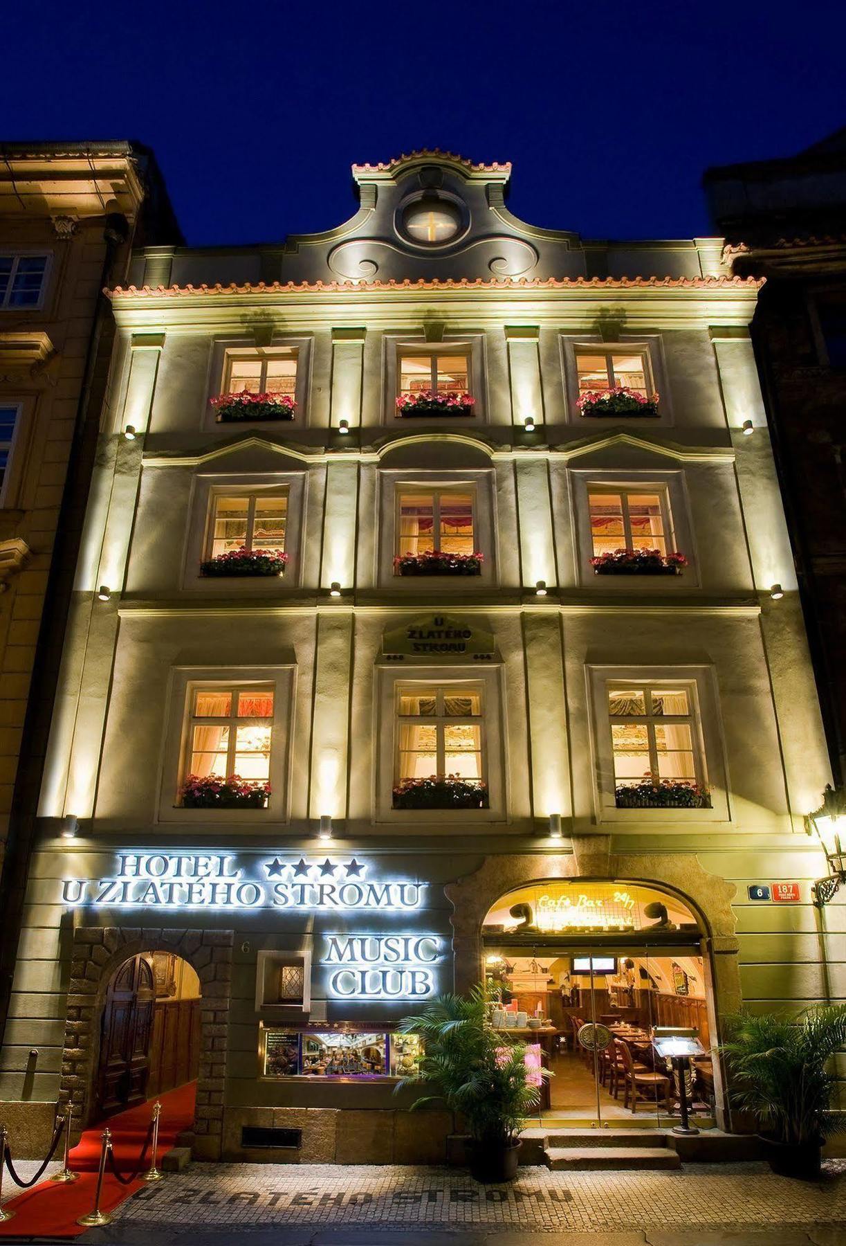 U Zlateho Stromu Hotel