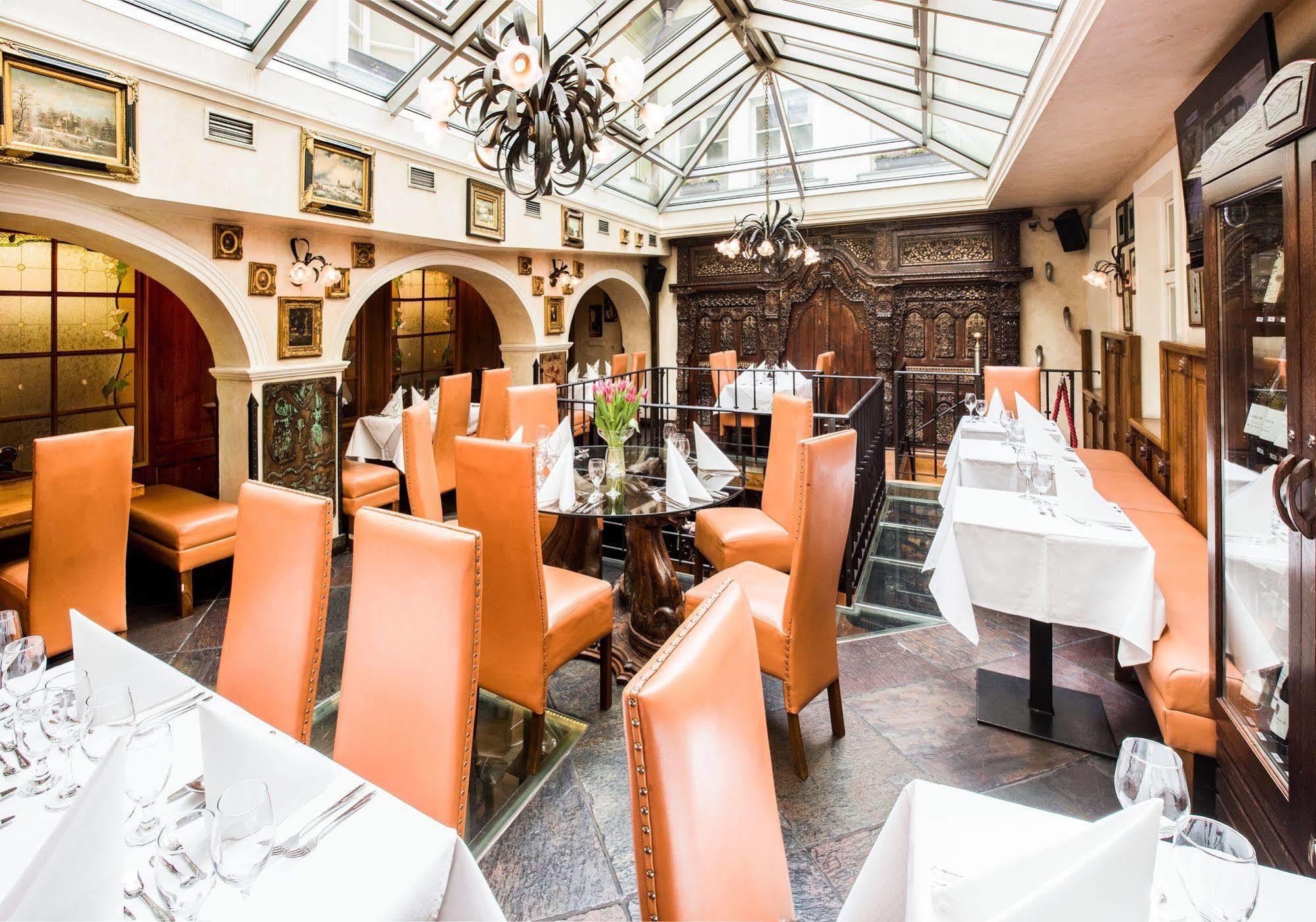 U Zlateho Stromu Hotel Prag