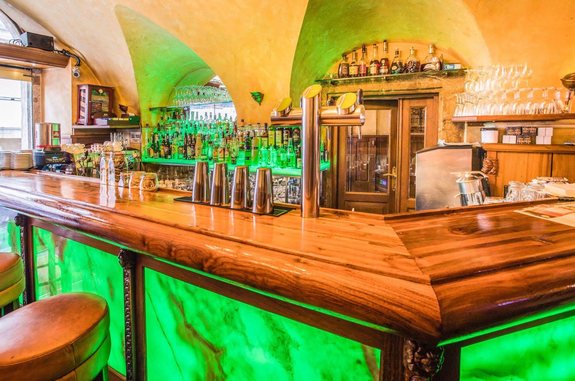 Hotel U Zlateho Stromu Prag