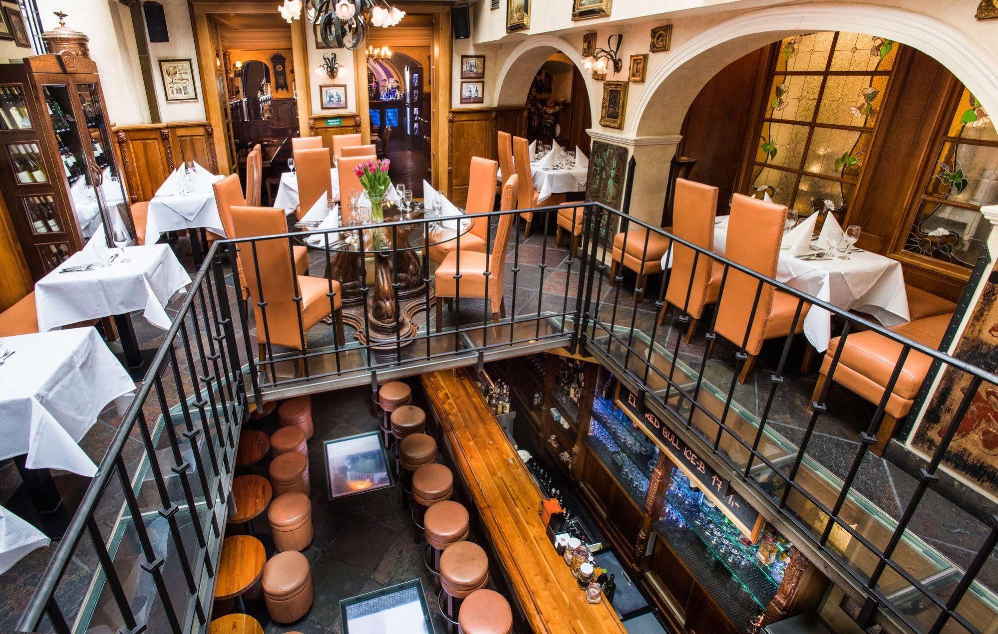 U Zlateho Stromu Hotel Prag