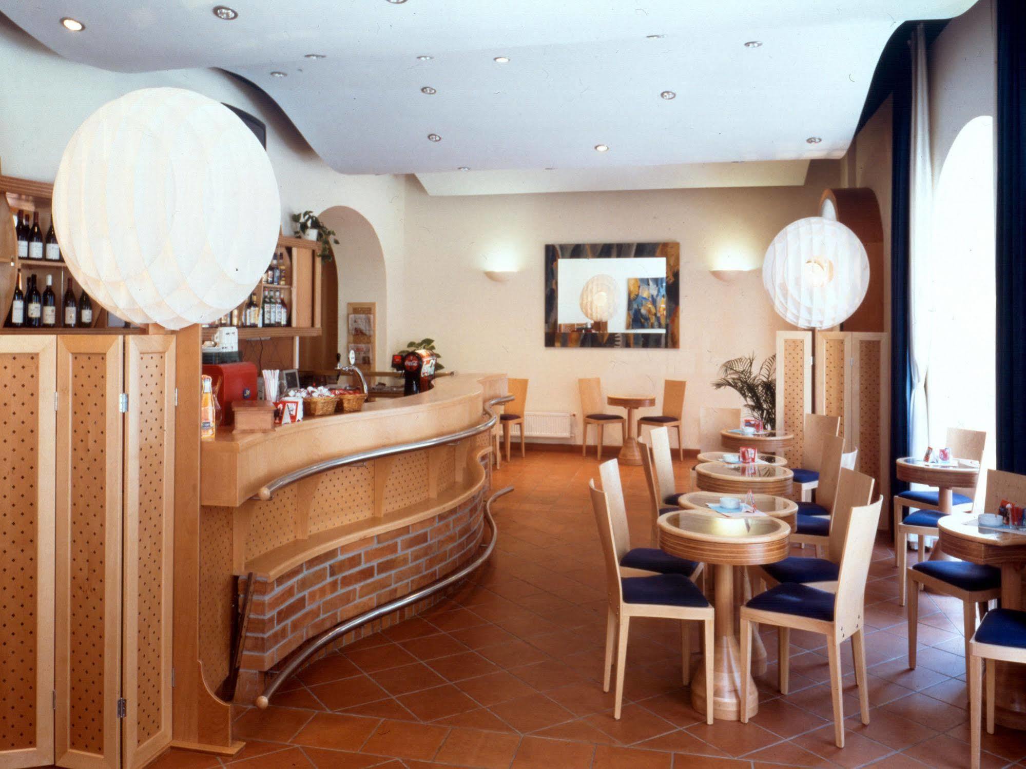 Ea Tosca Hotel Prague