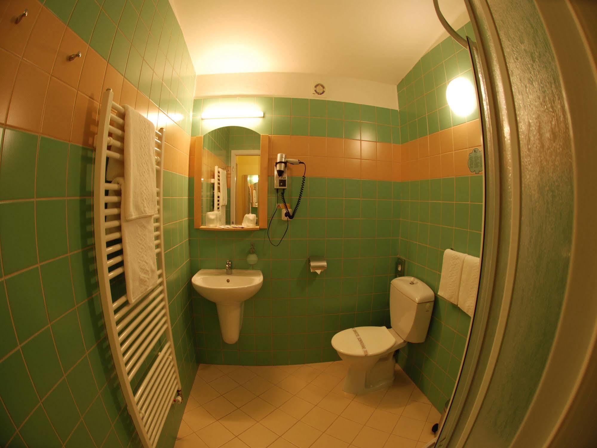 Ea Tosca