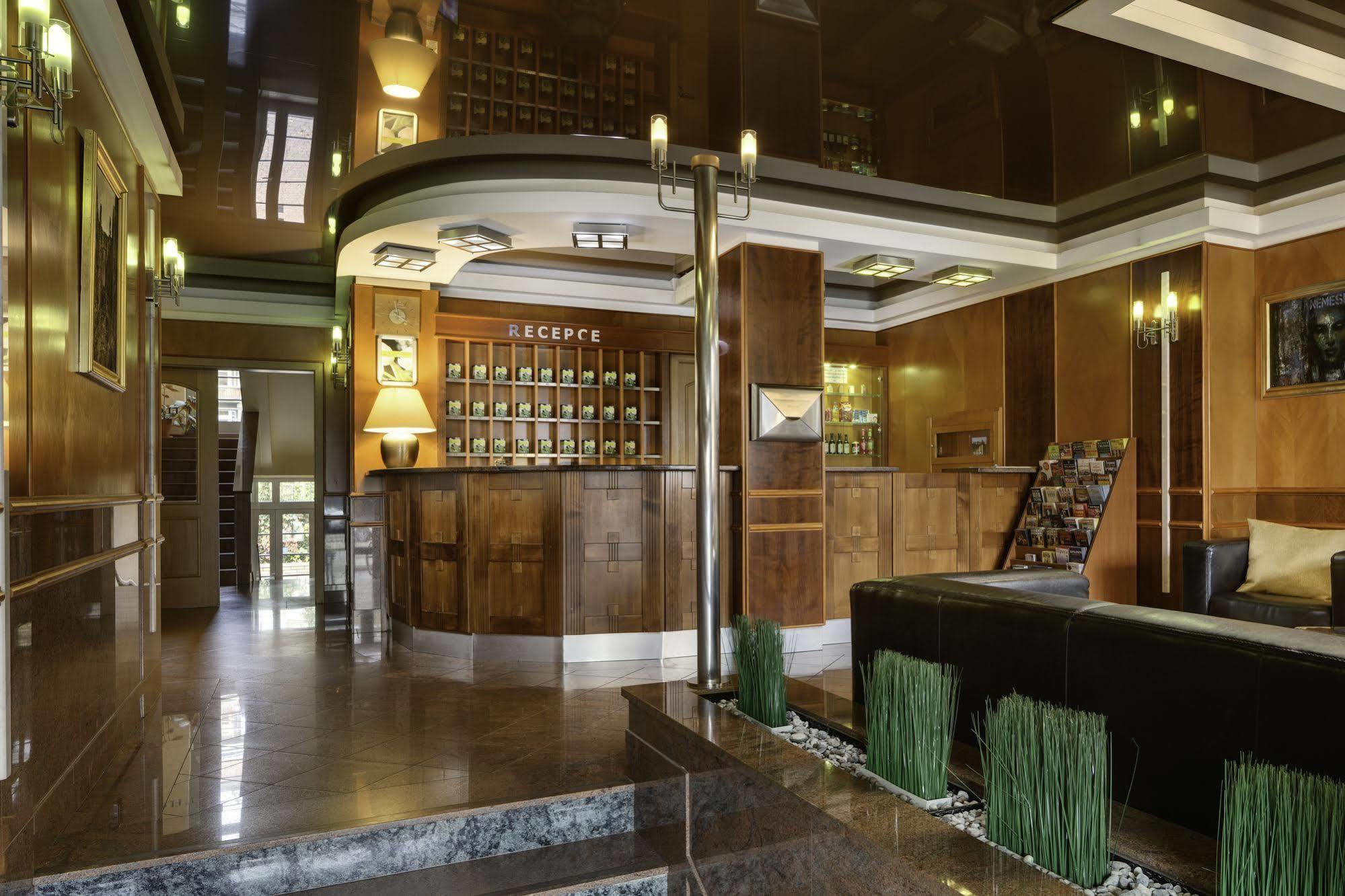 Oya Hotel Prague