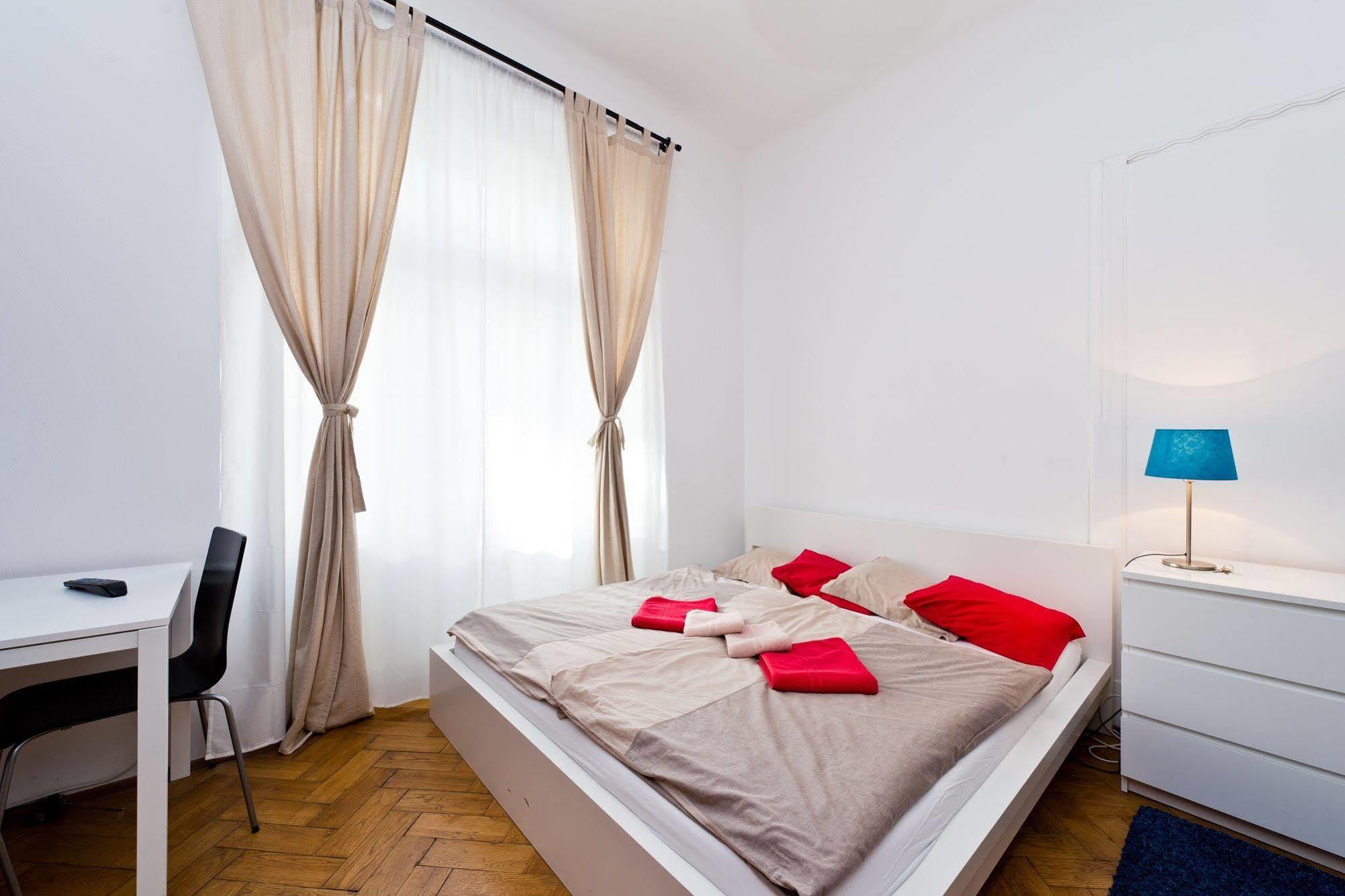 Budget Hostel