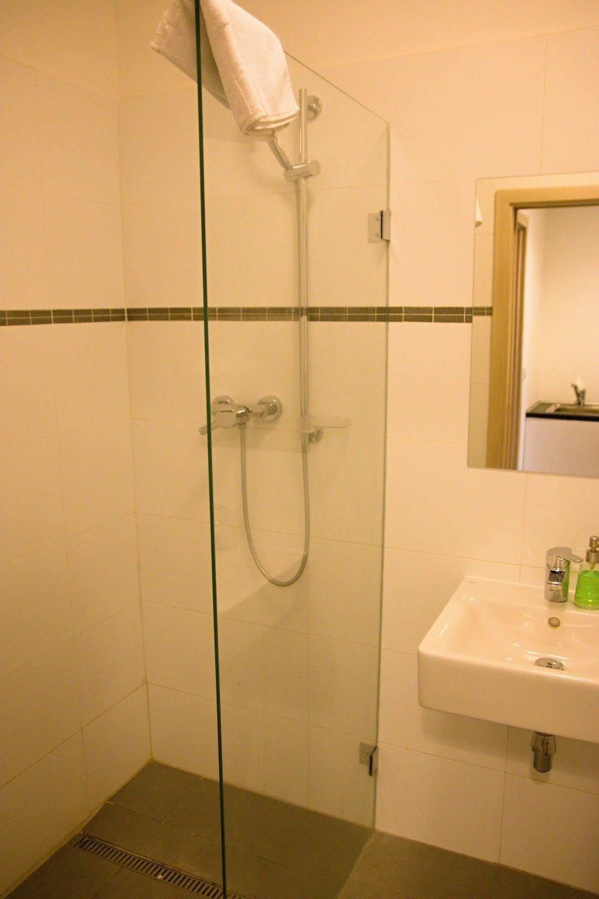 Budget Hostel *