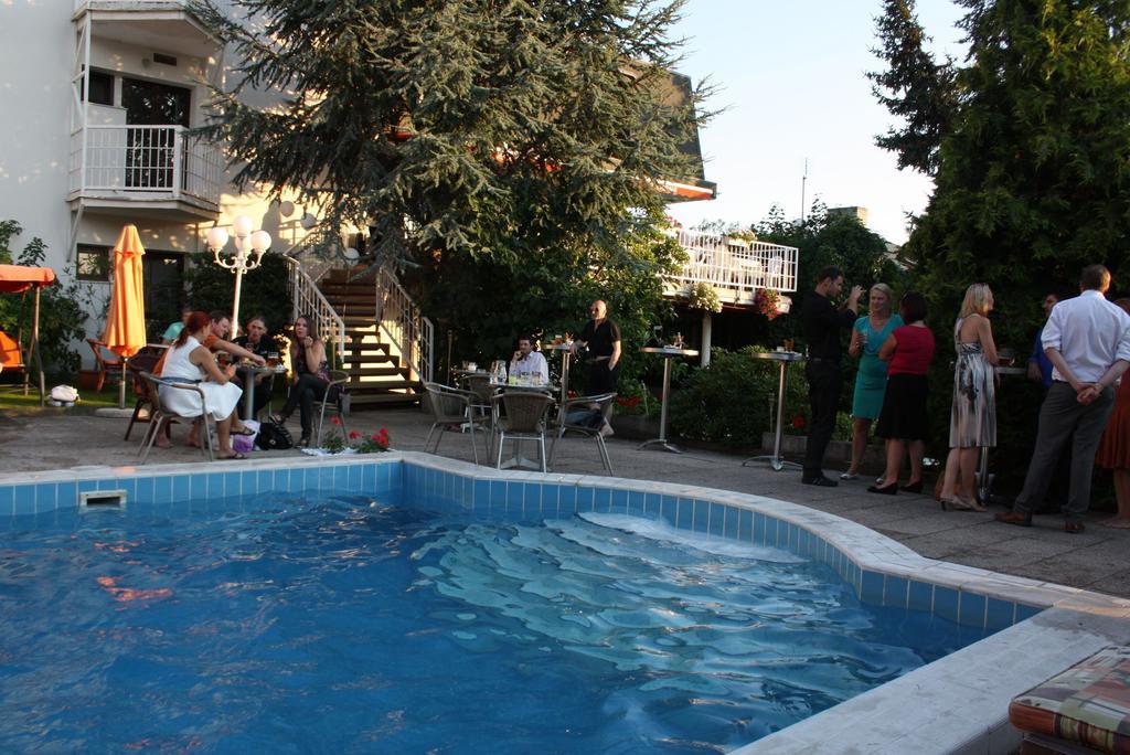 Monica Hotel 3*