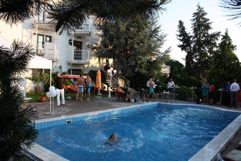 Hotel Monica Prague