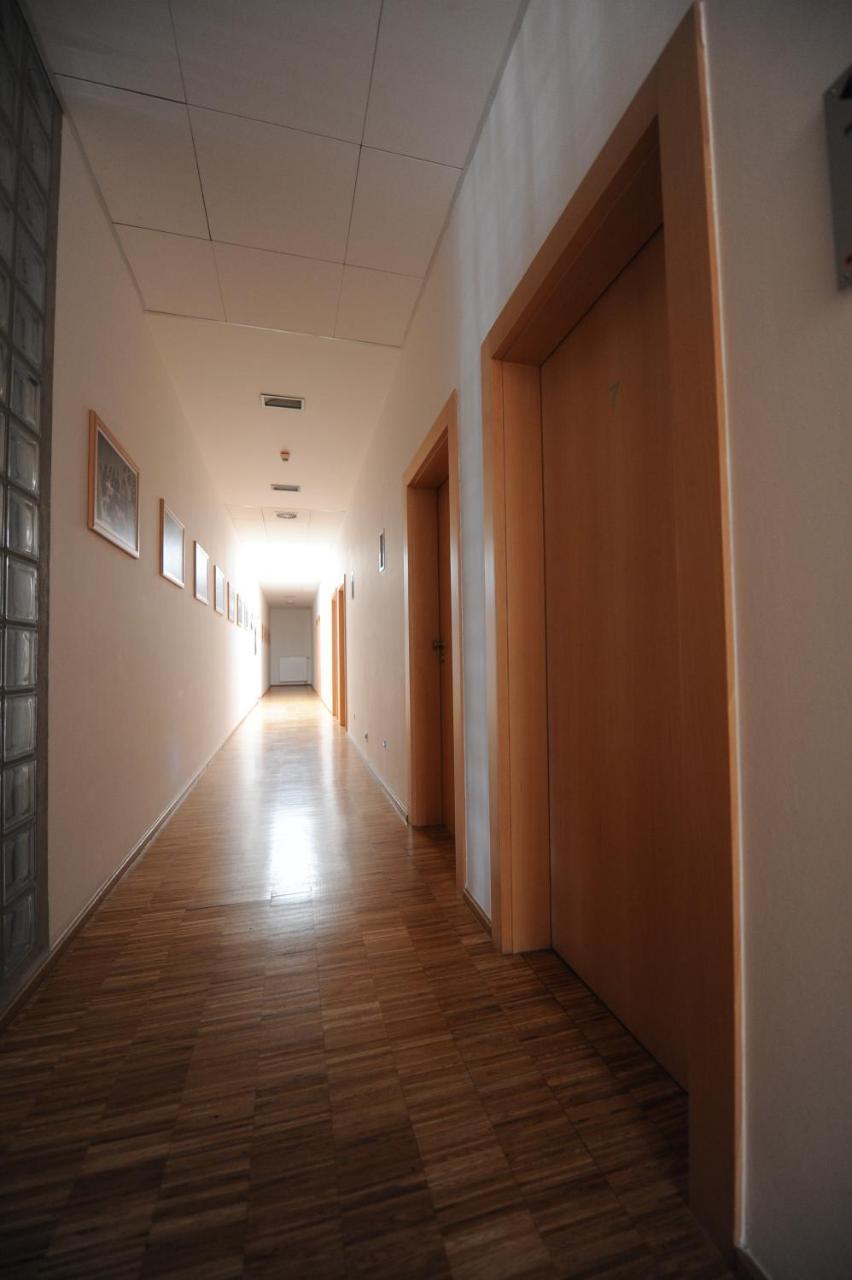 Otel Blue Orange Prag