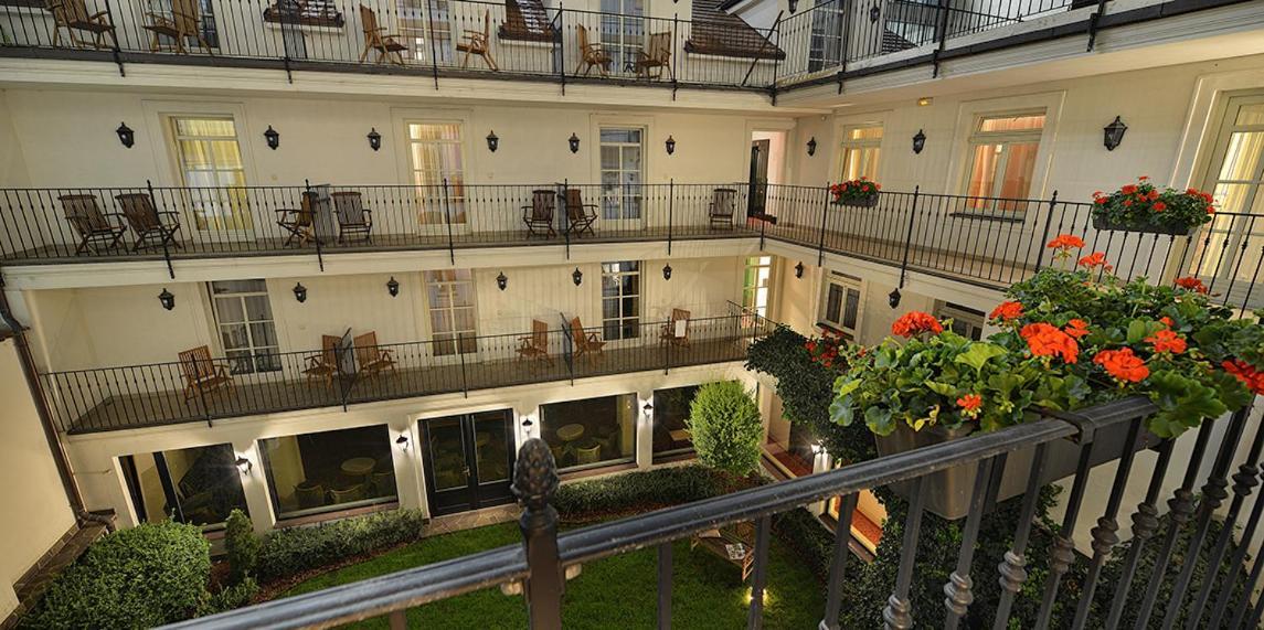 Angelis Hotel 4*