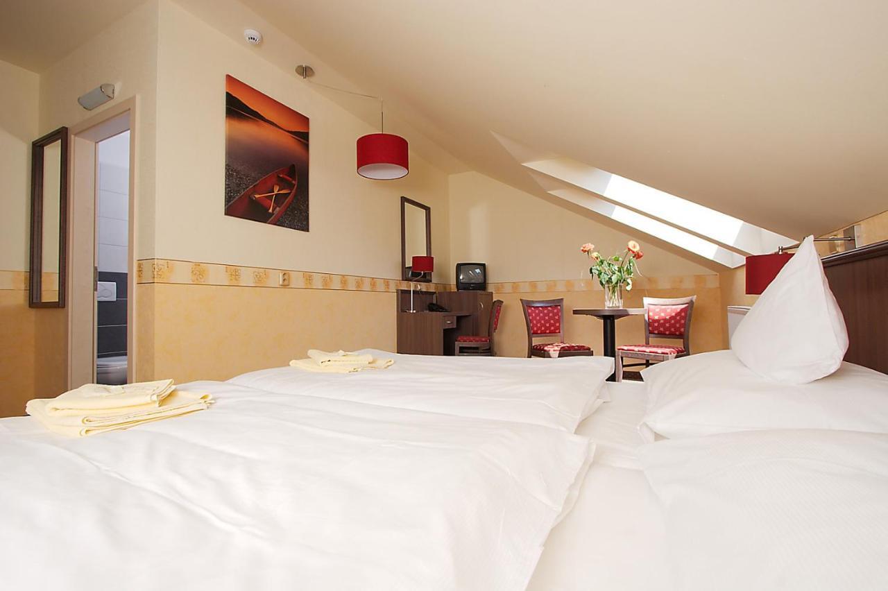 Hotel Ostruvek 3*