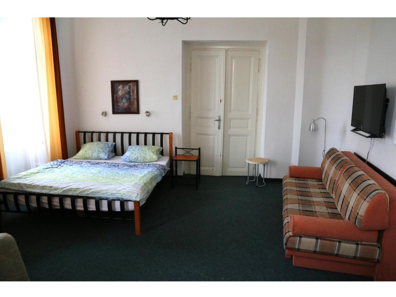 Homestay Kahoun *