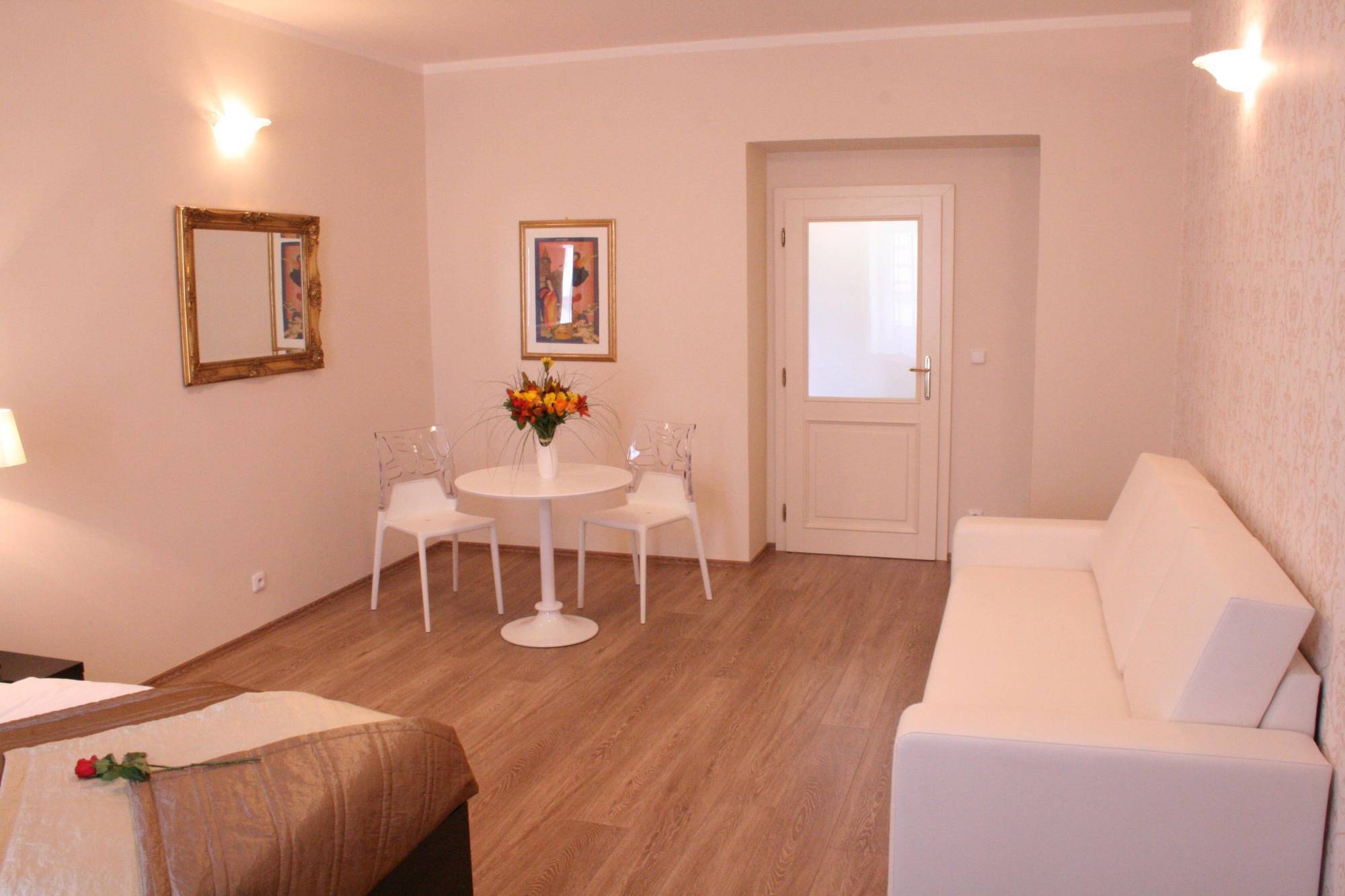 Numa Libusa Prague