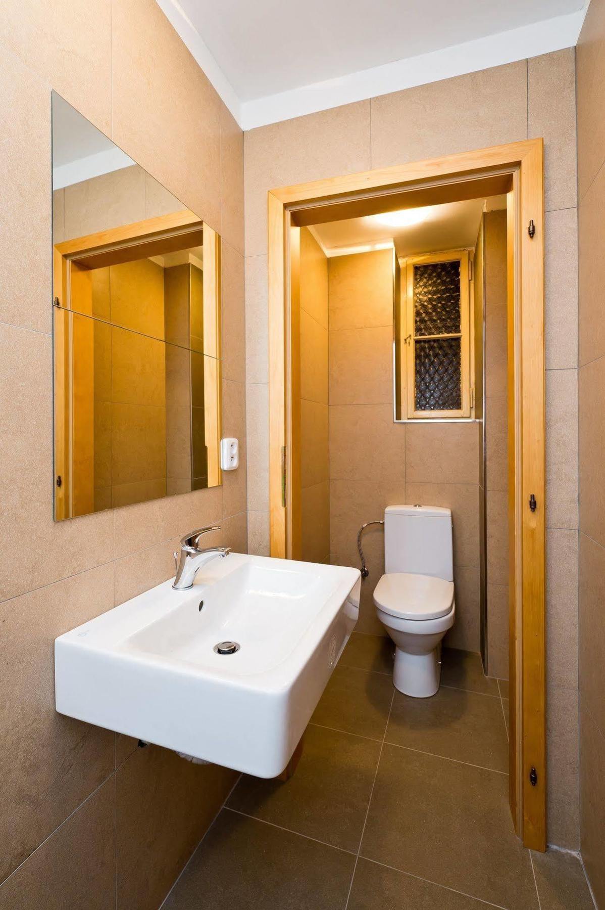 Hostel Budget