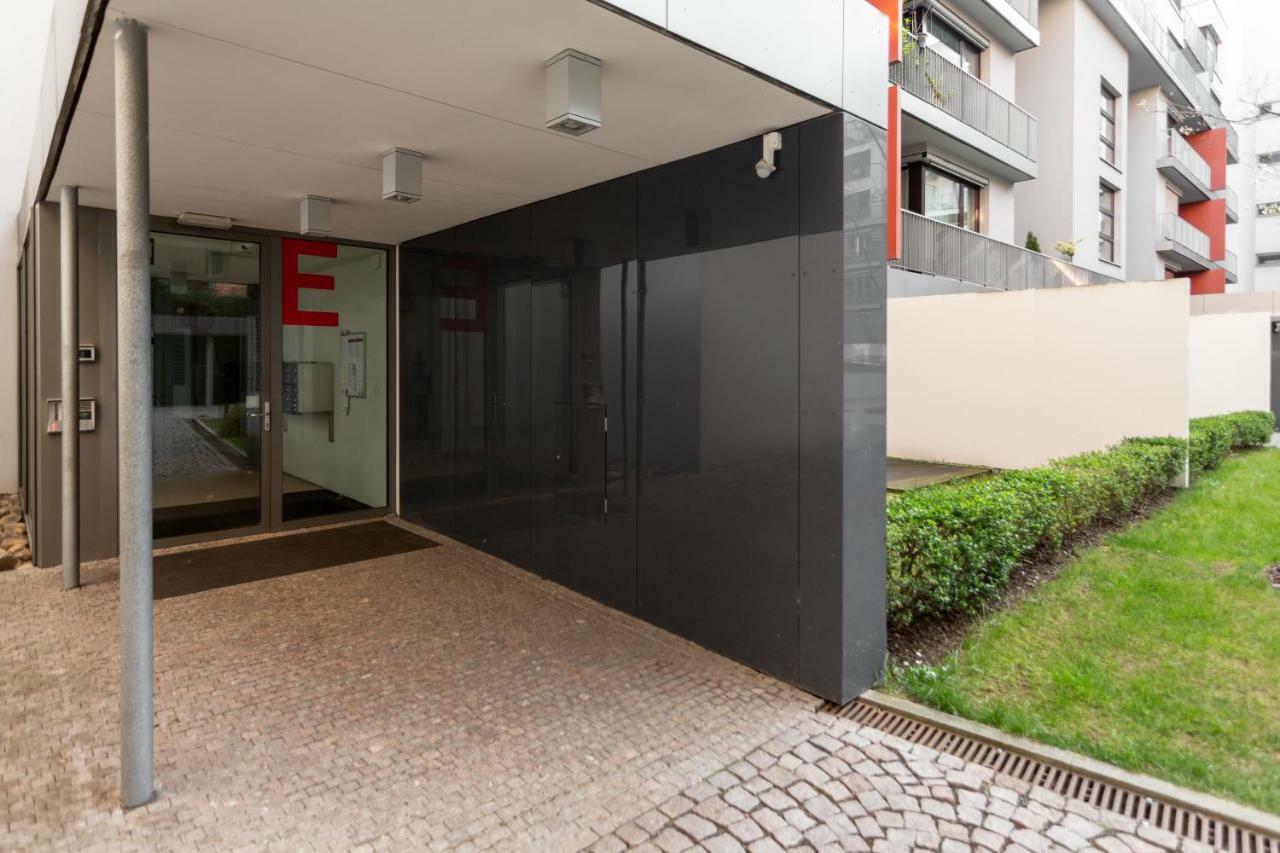 Apartment Days - Family 2bdr - Garage Parking - Balcony