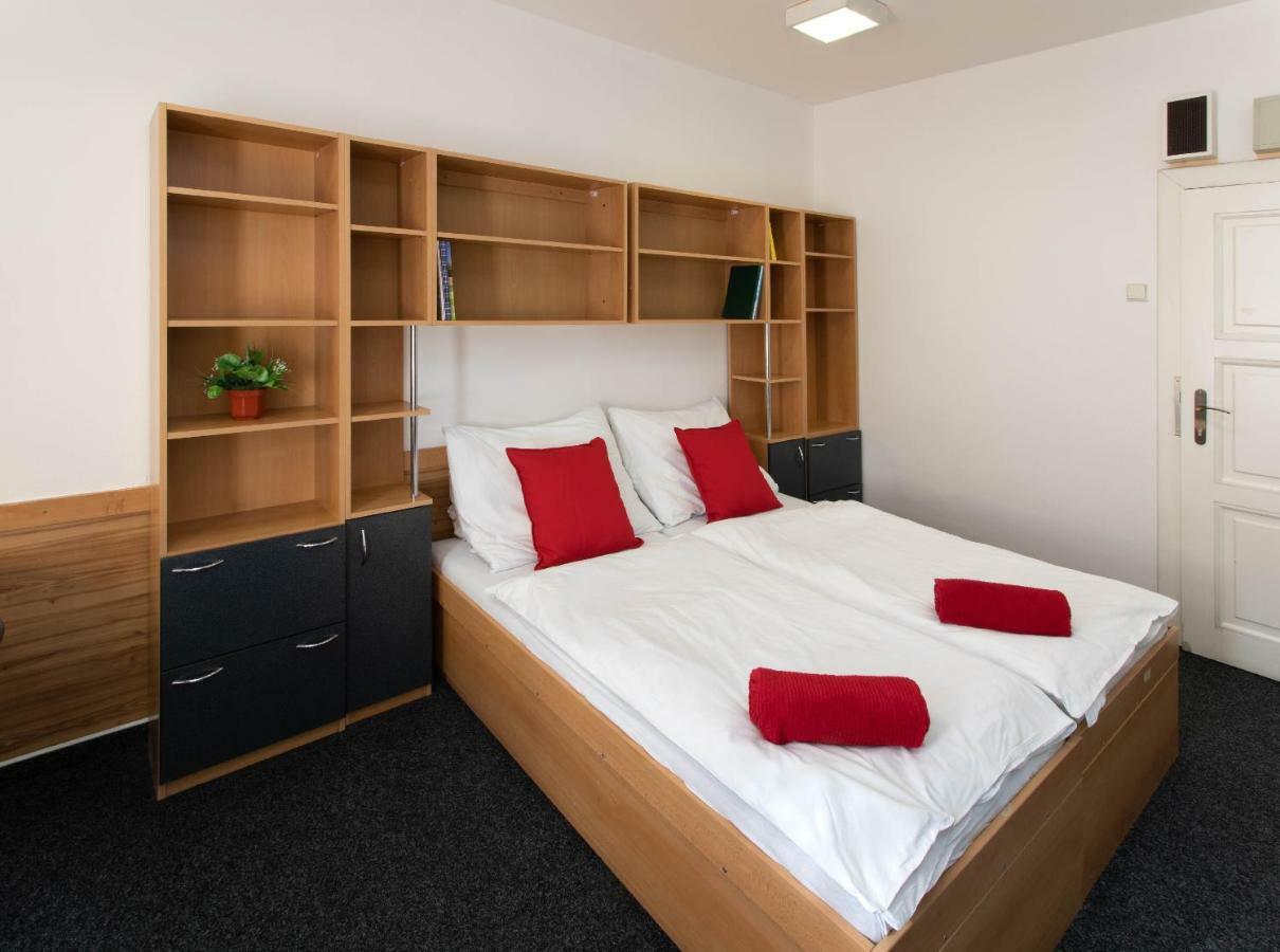 Masarykova Kolej Hotel 3*