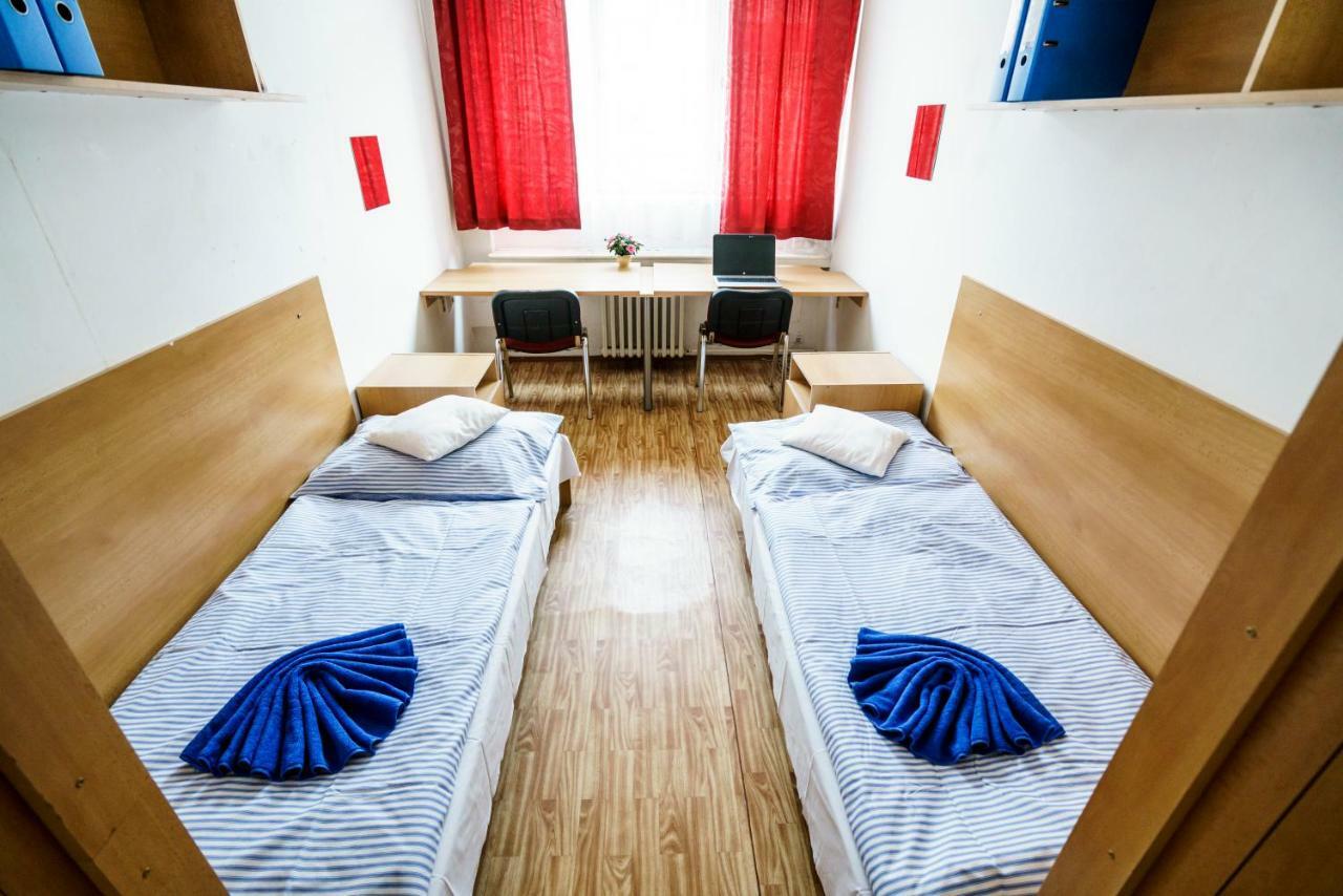 Sinkule Hostel *