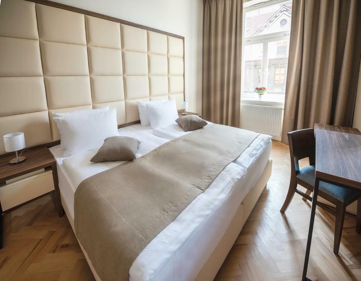Letna Garden Apartment *