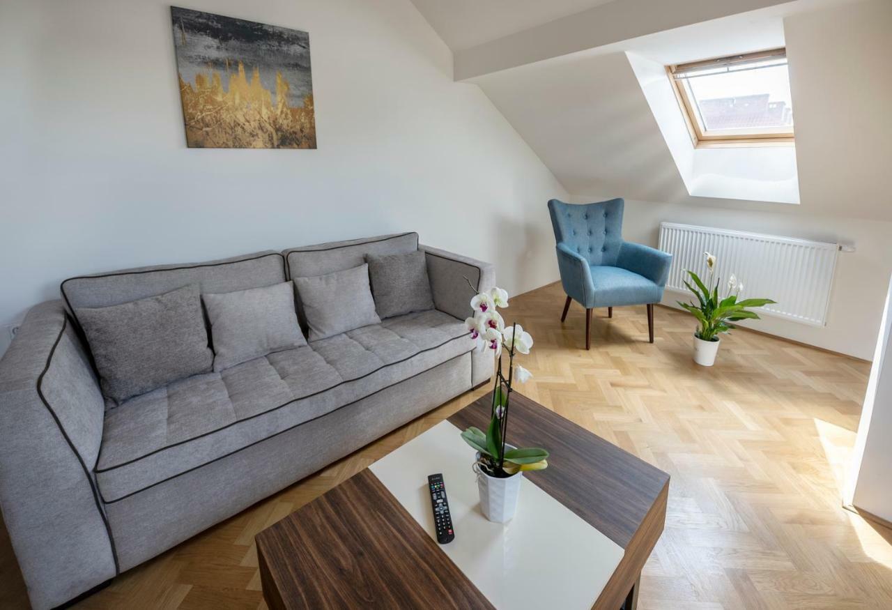 Apartment Letna Garden Prague