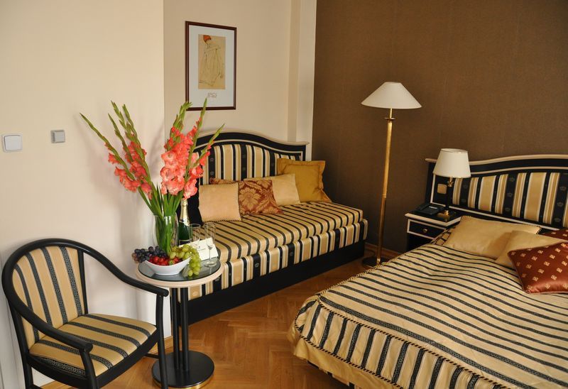 Elysee 4*