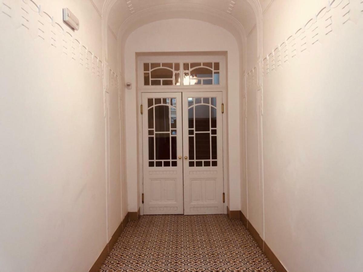 Friendly In Apartment