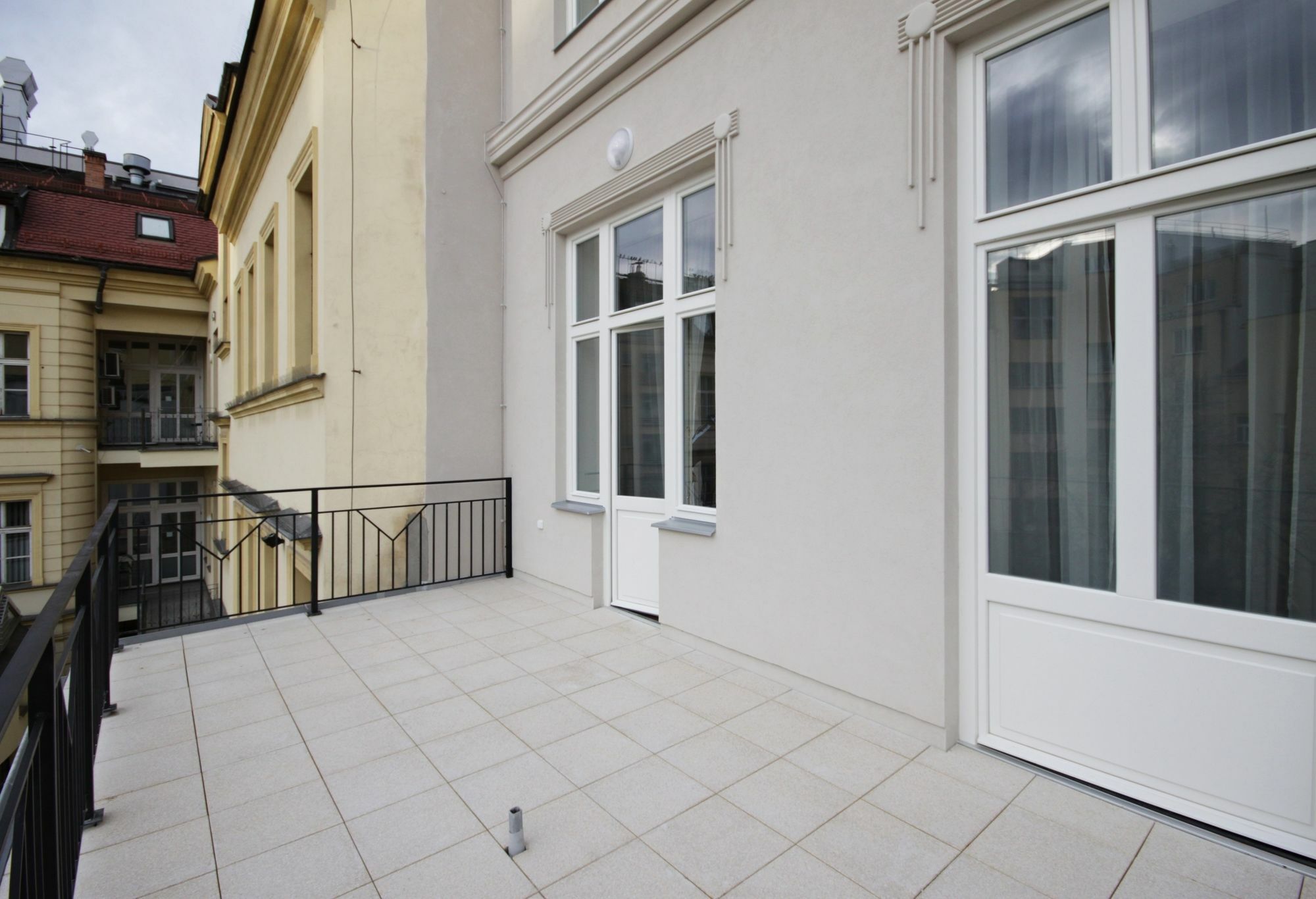 Elizabeth Otel 4*