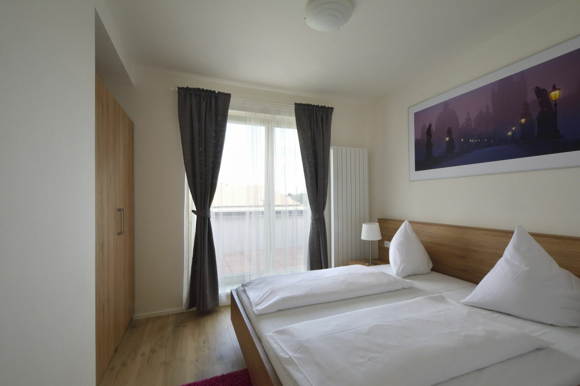 Downtown Belohorska Apartamento *