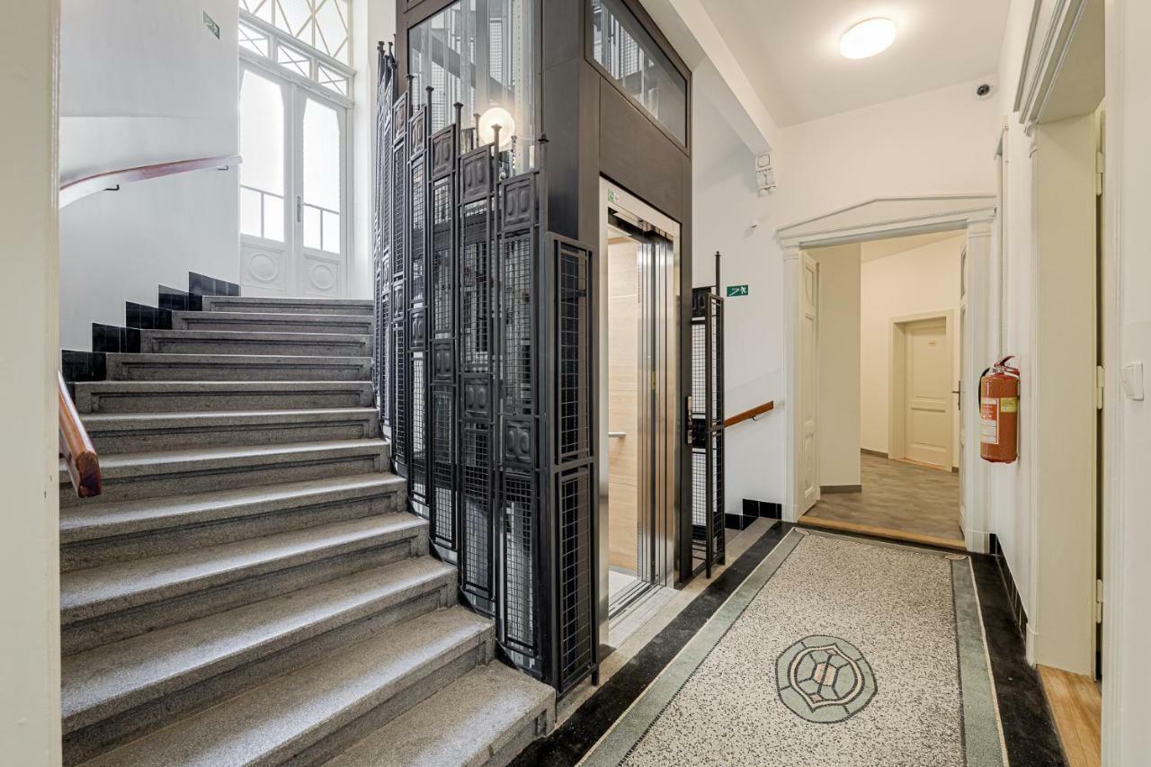 Gold Art Apartment Prague