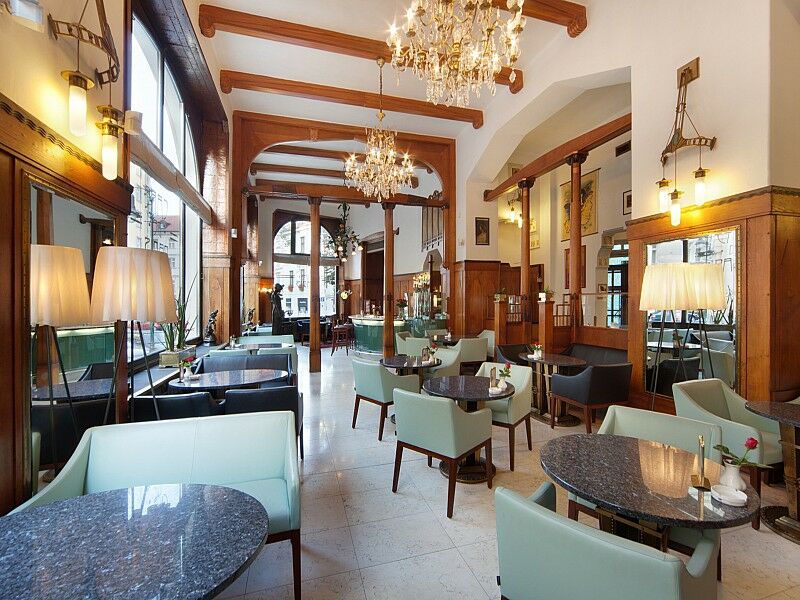 Otel Paris 5*