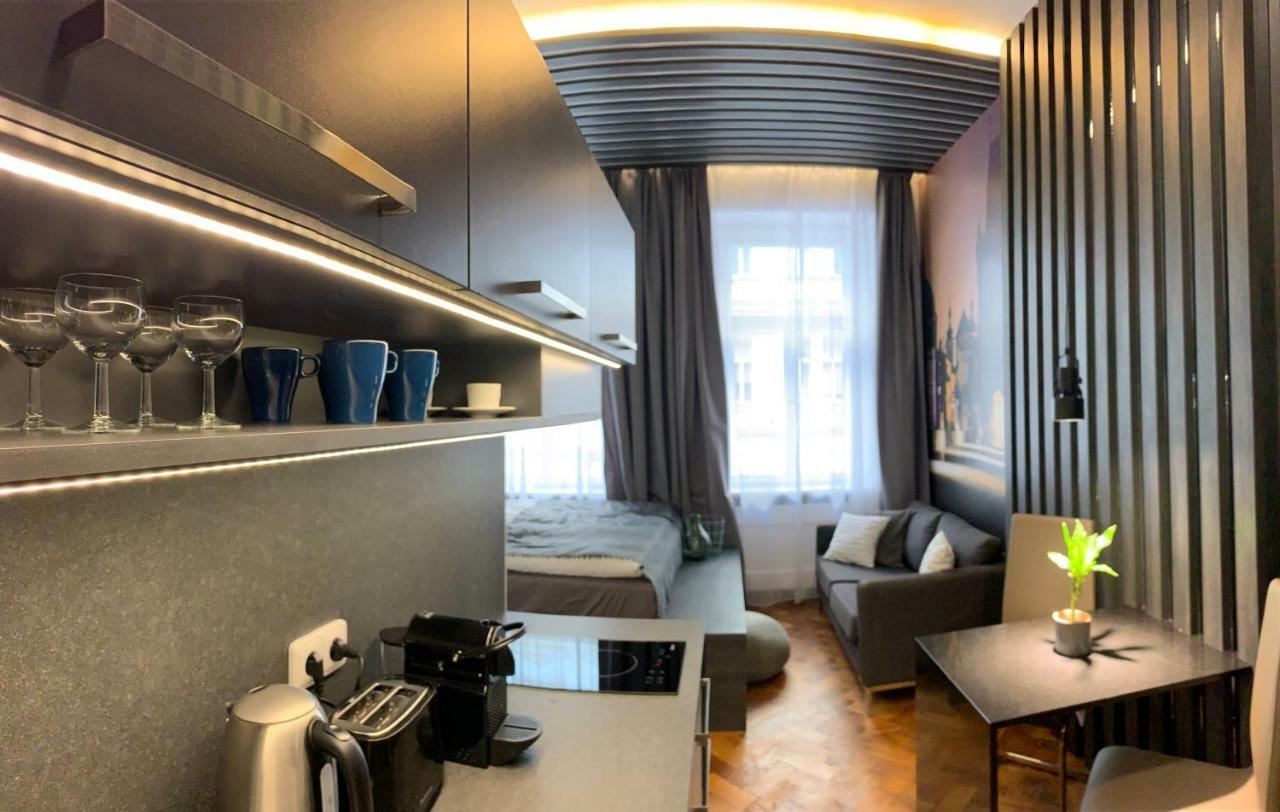Holec Apartment *