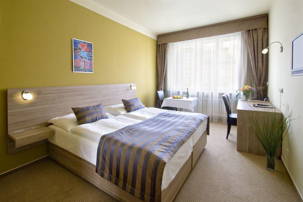 Meda Of Museum Kampa Hotel 3*