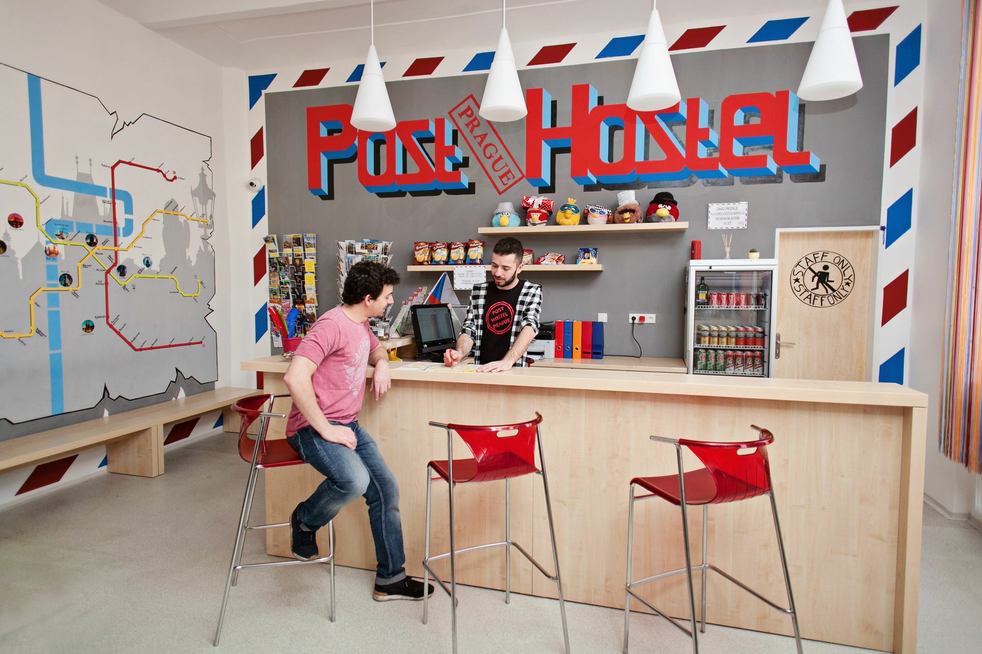 Hostel Post