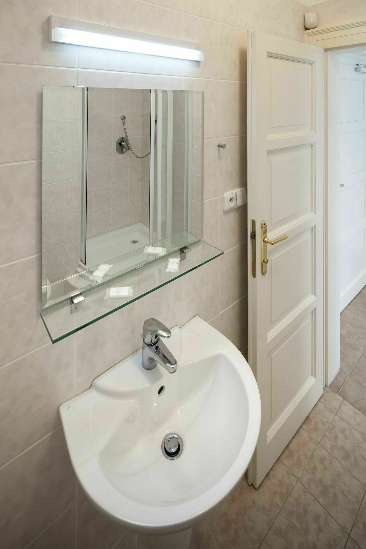 Capital 3* Prague