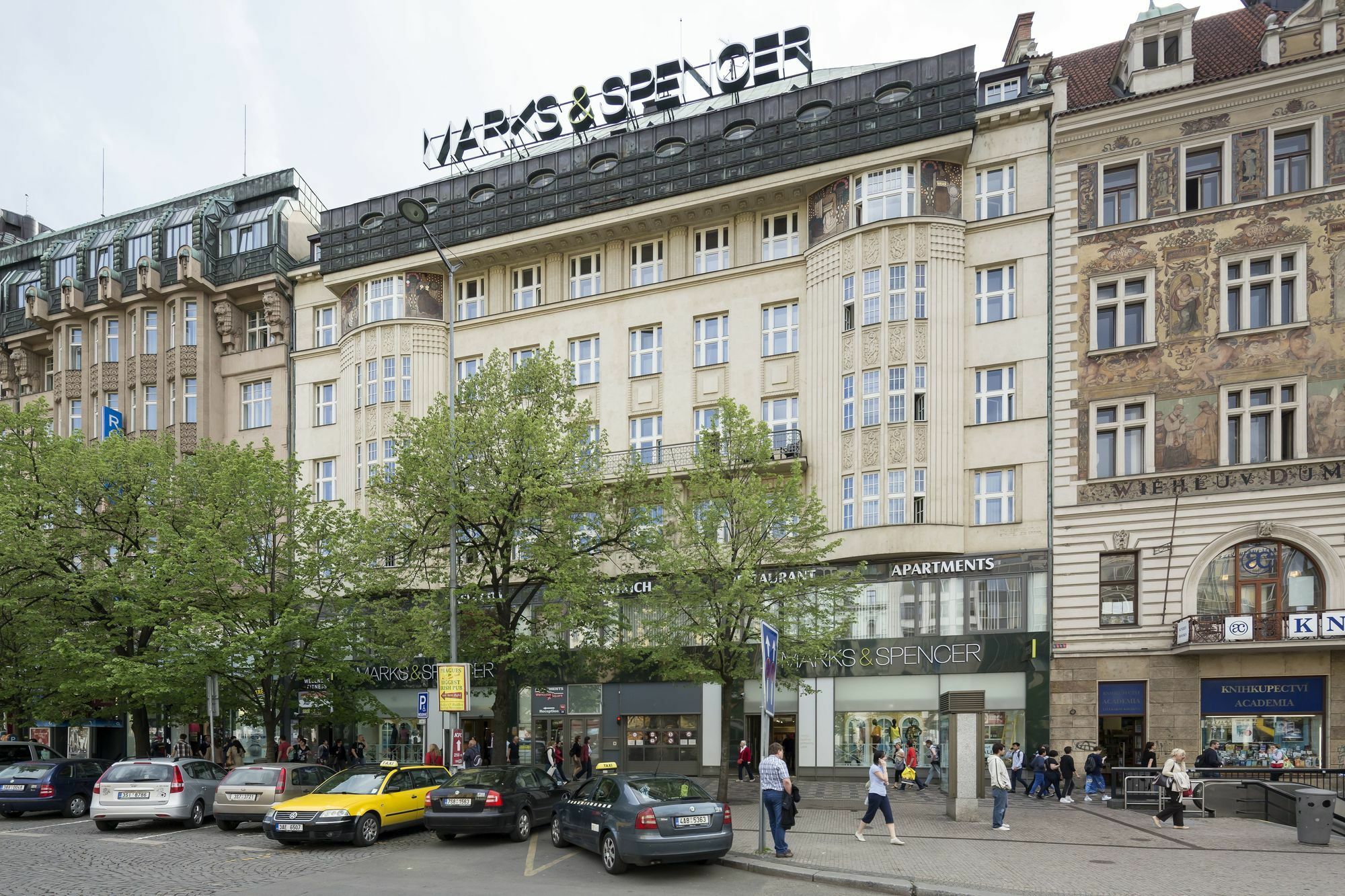 Capital Aparthotel
