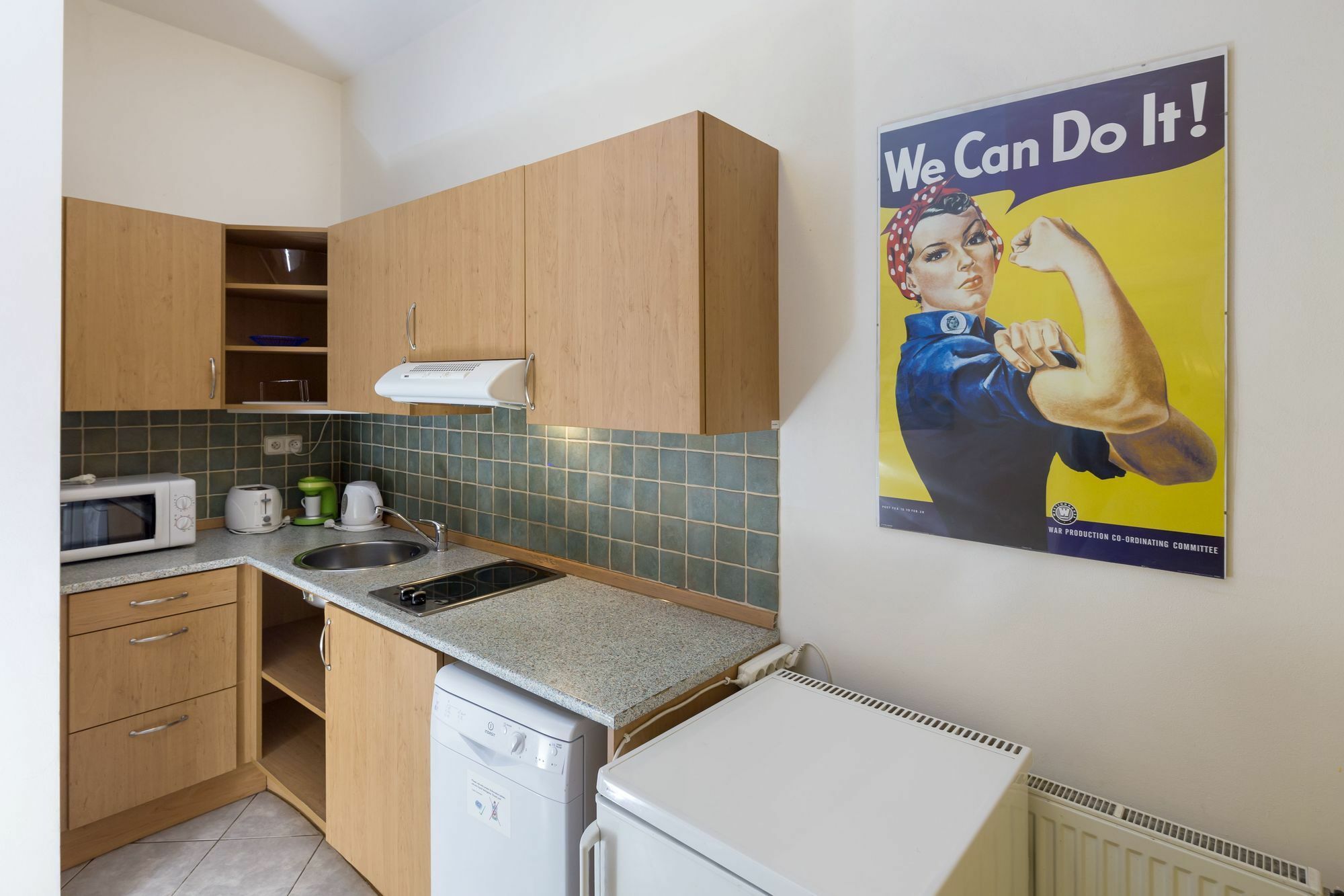 Capital Aparthotel 3*