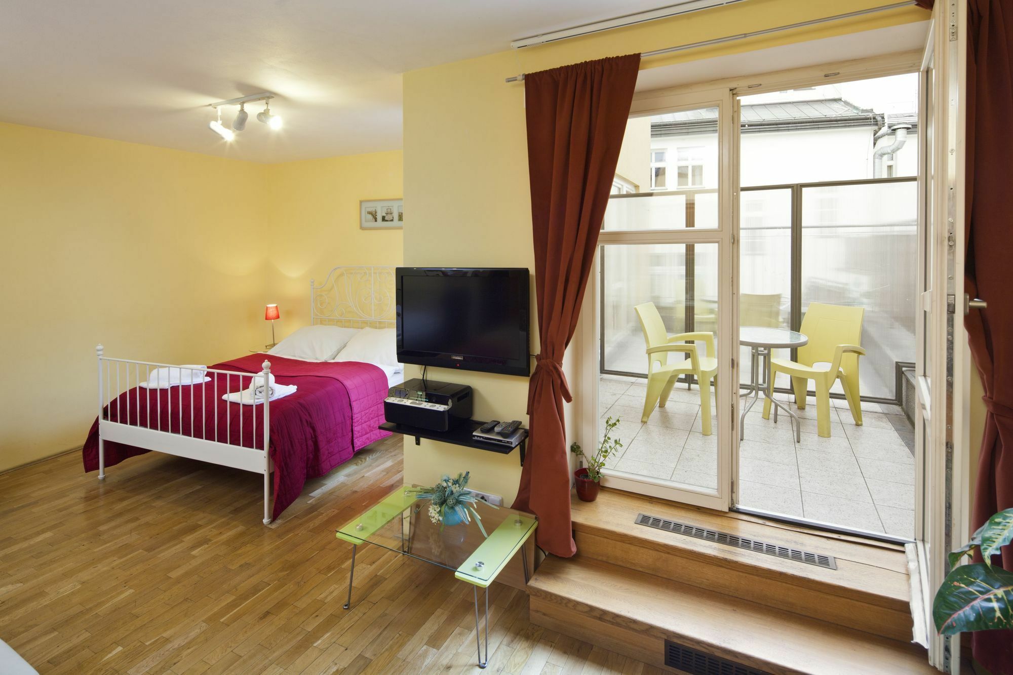Aparthotel Capital