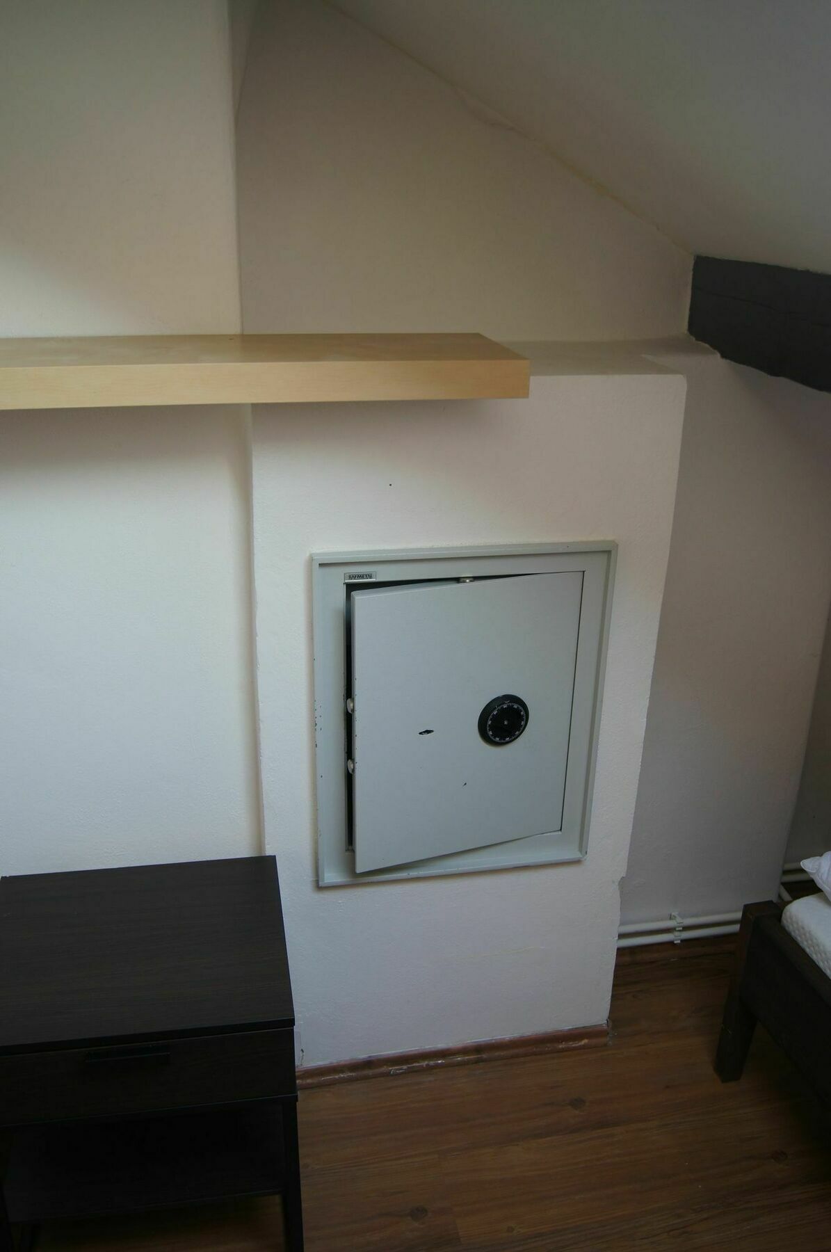 Old Town Jewel Apartment