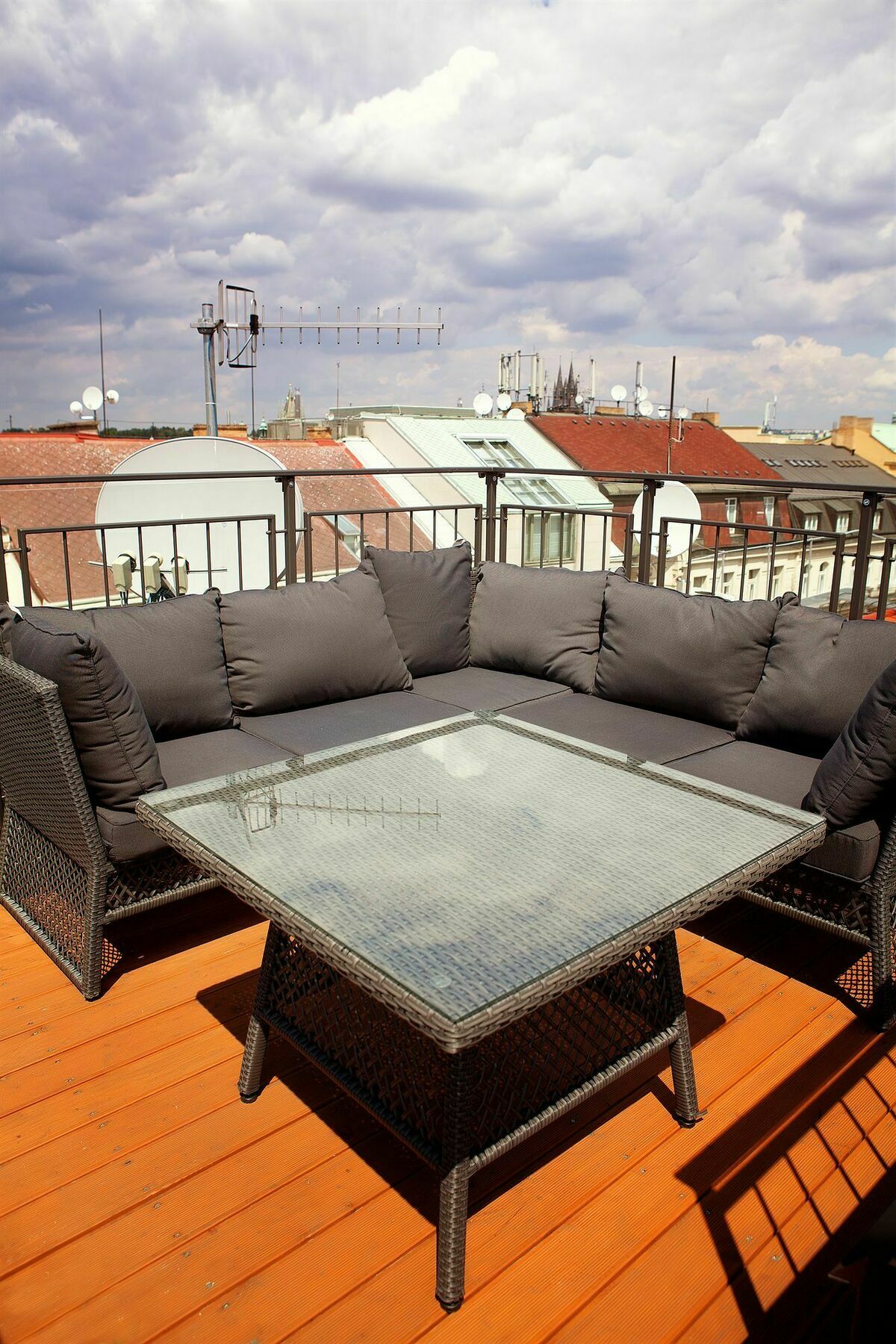 Jungmann 4* Prague