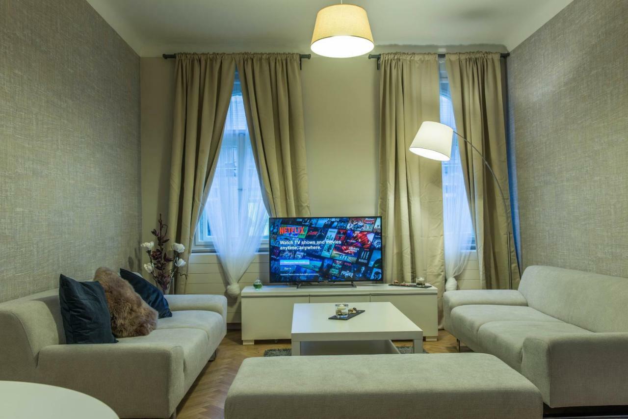 Apartment Exclusive 3 Bedroom Top-notch Flat, Great Location Prag